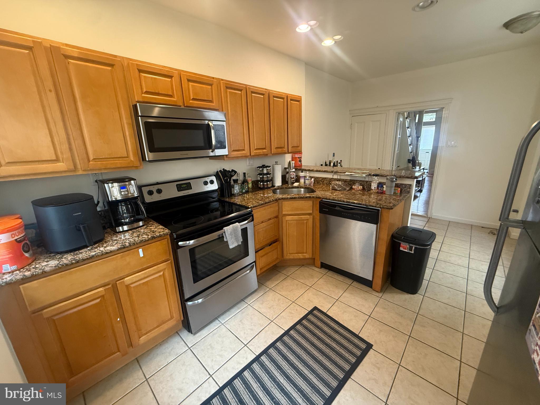 FAIRMOUNT - Residential