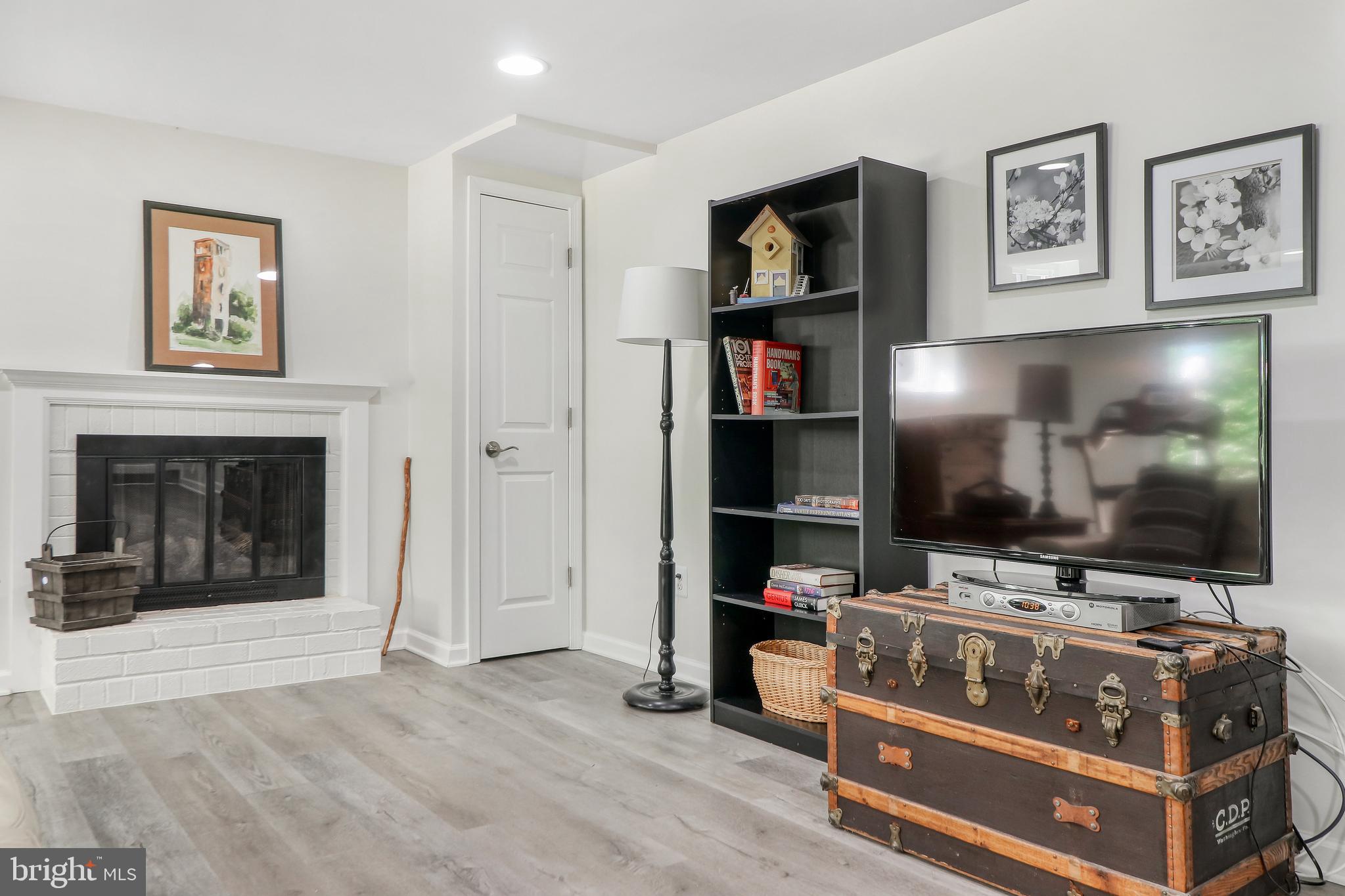 KINGS PARK - Residential