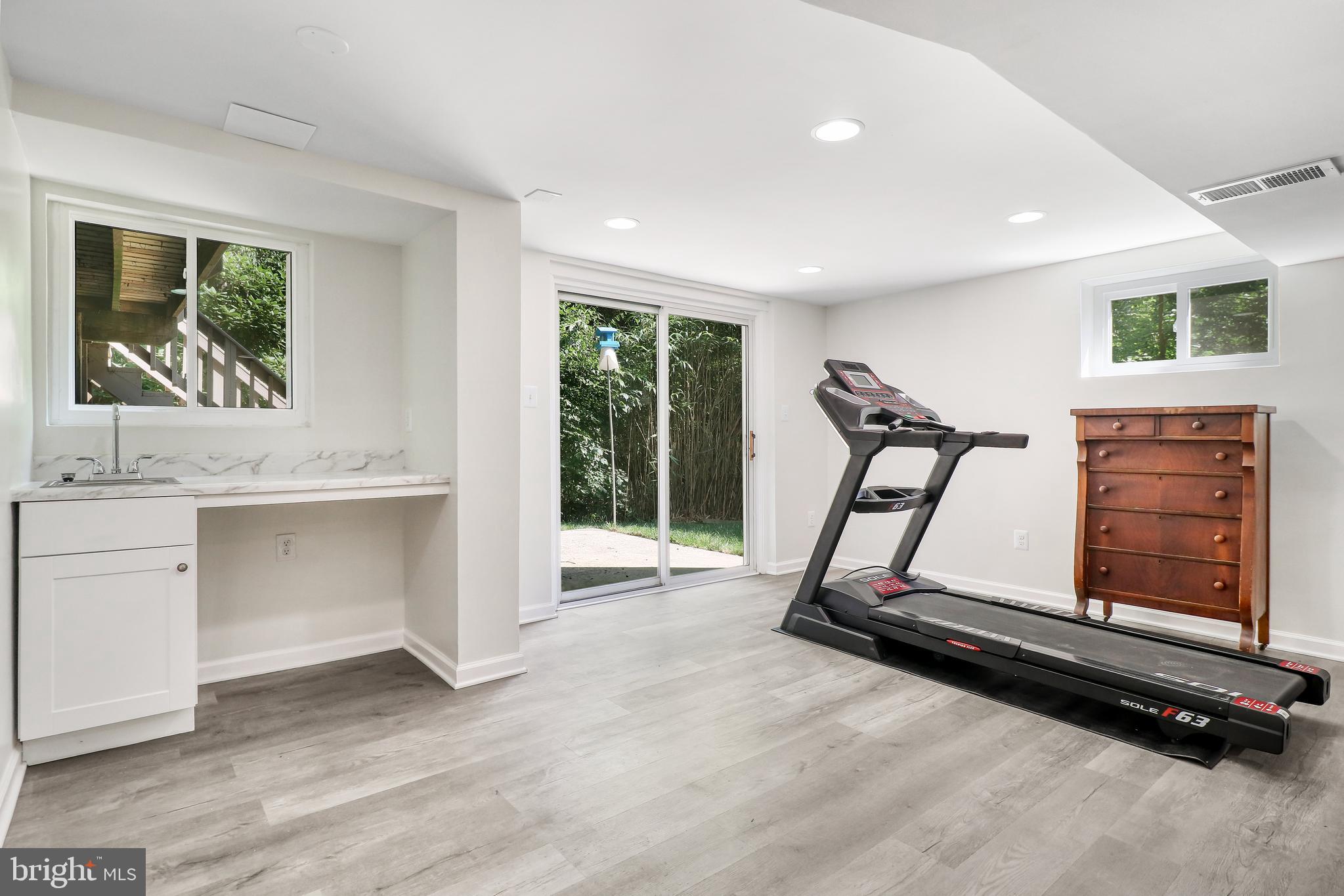 KINGS PARK - Residential