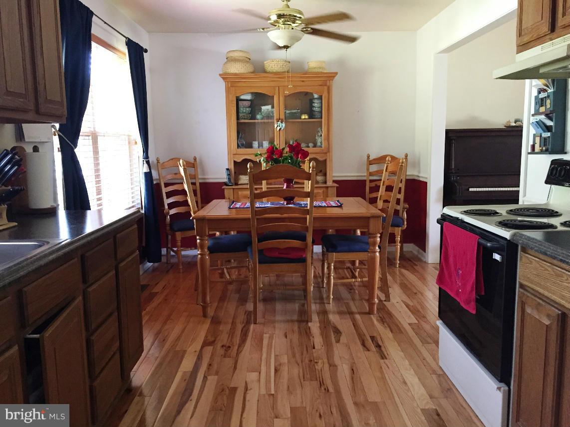 HEARDS ESTATES - Residential Lease