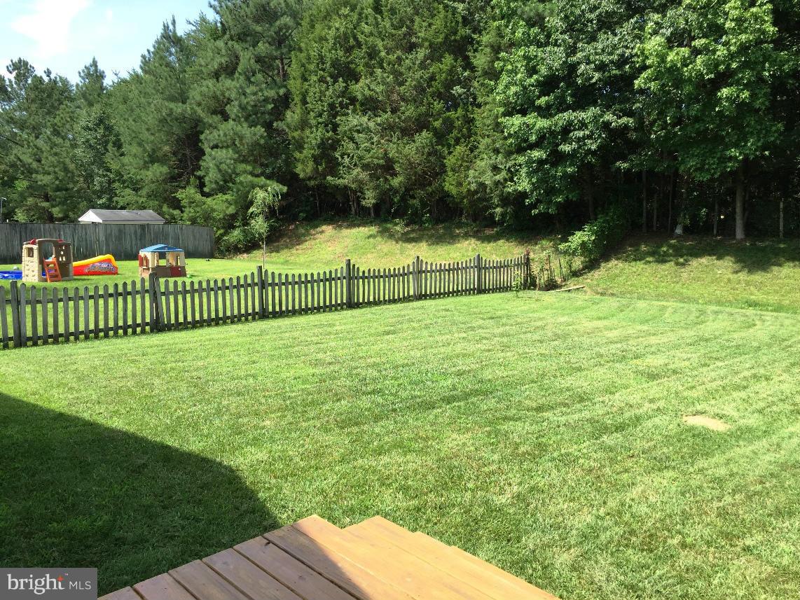 HEARDS ESTATES - Residential Lease