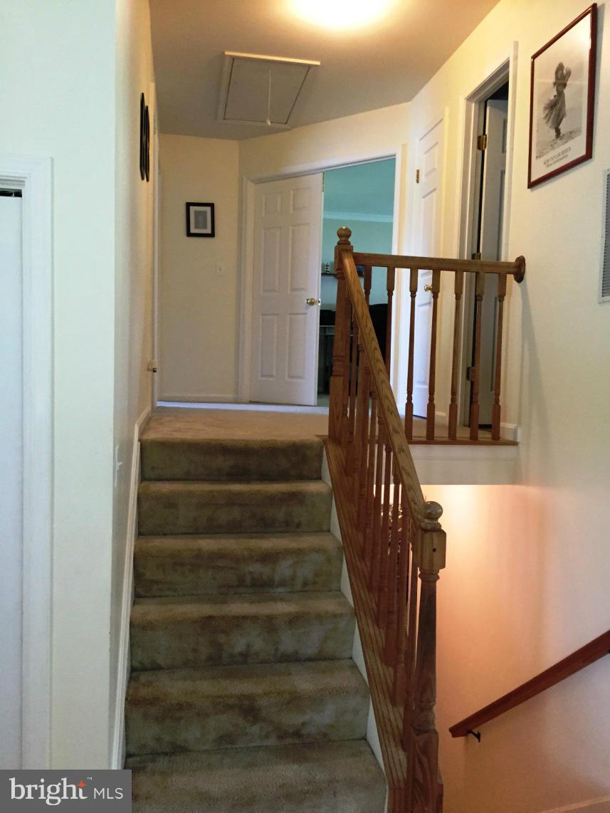 HEARDS ESTATES - Residential Lease