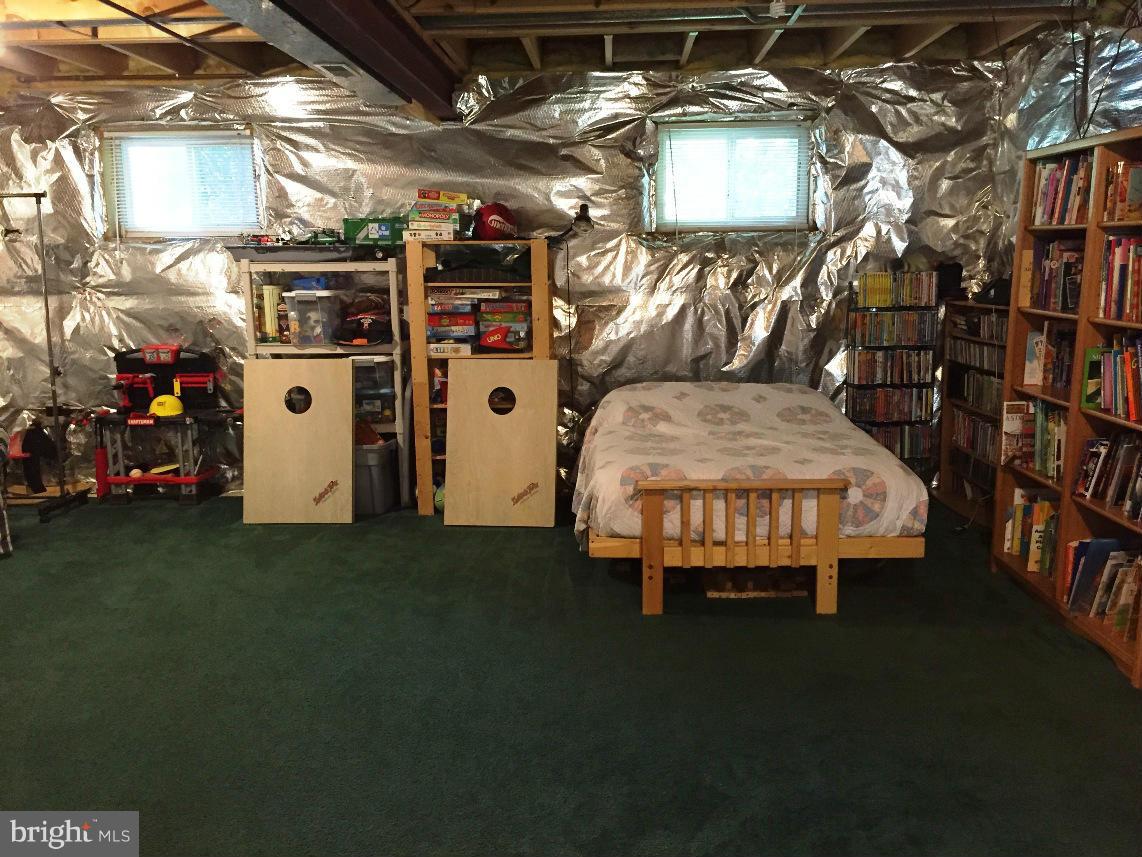 HEARDS ESTATES - Residential Lease