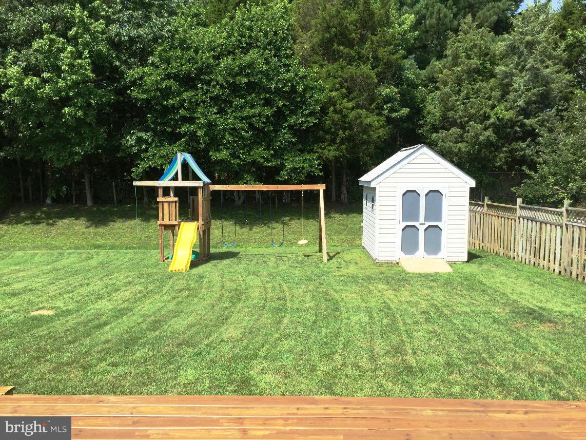 HEARDS ESTATES - Residential Lease