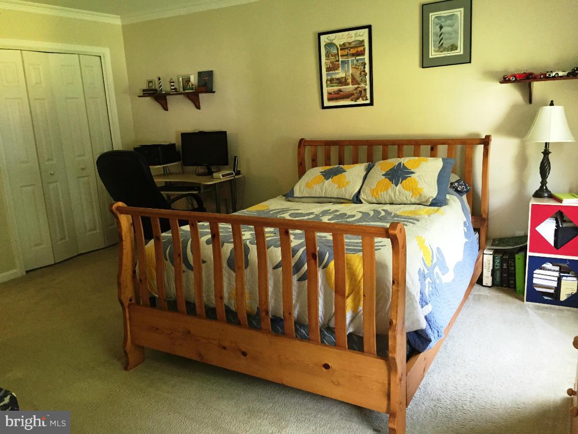 HEARDS ESTATES - Residential Lease