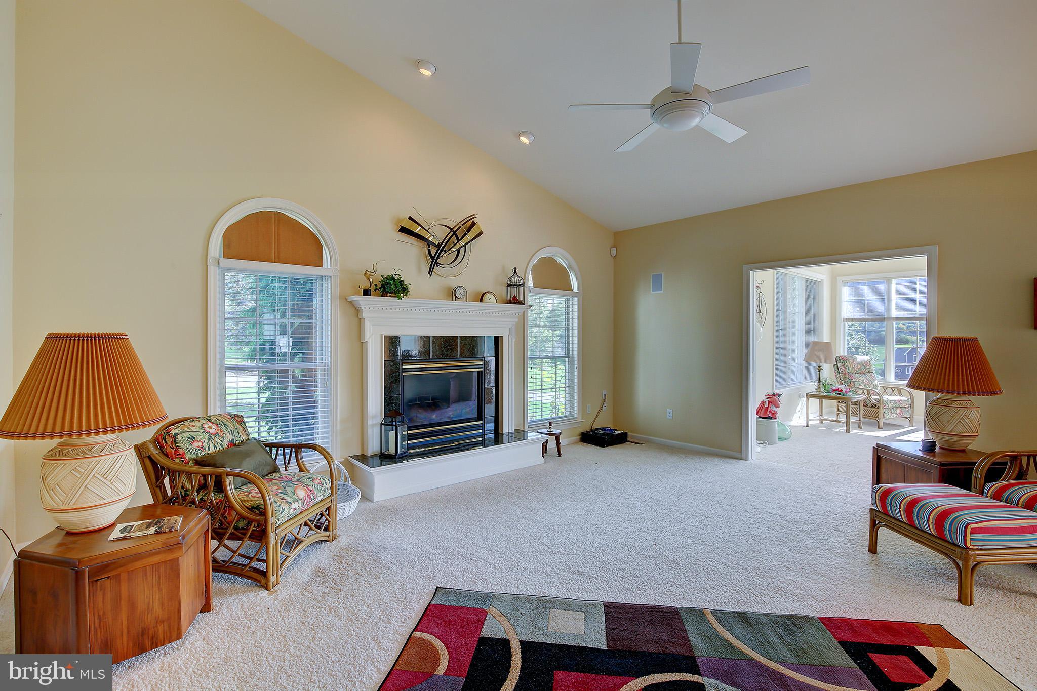 HUNTRIDGE MANOR - Residential