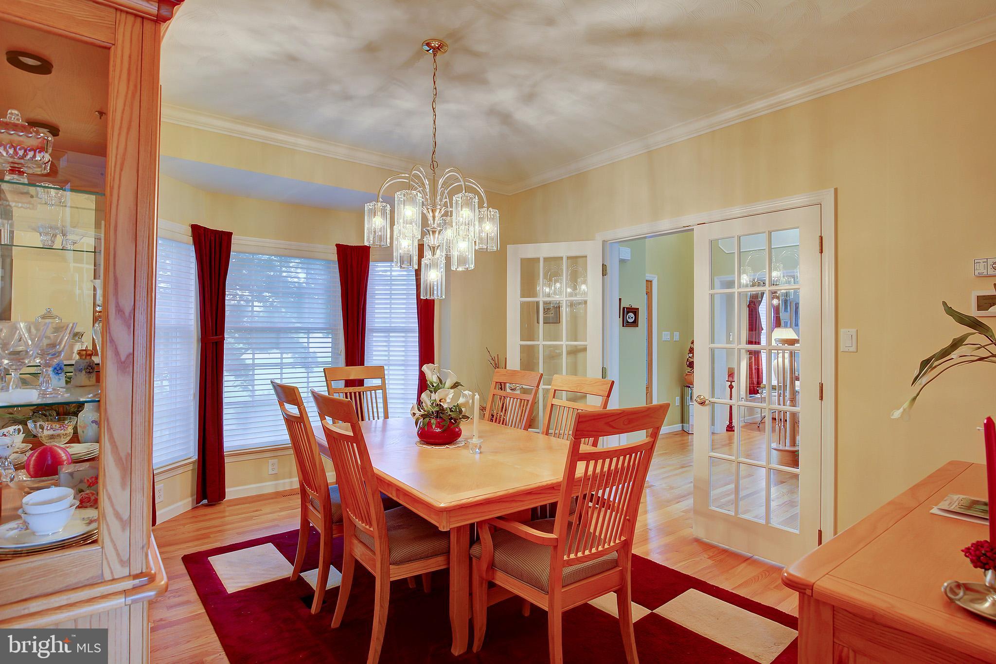 HUNTRIDGE MANOR - Residential