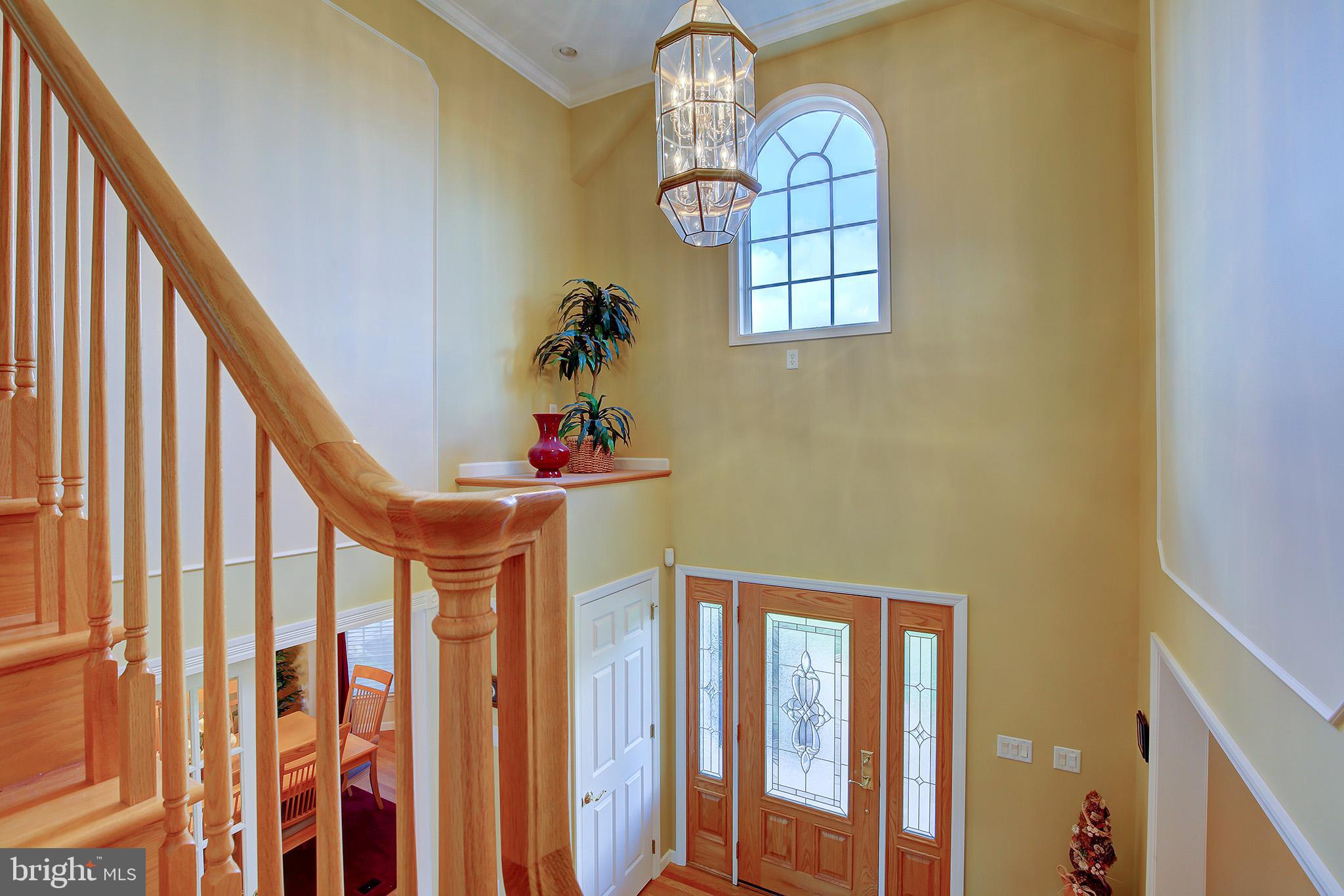 HUNTRIDGE MANOR - Residential