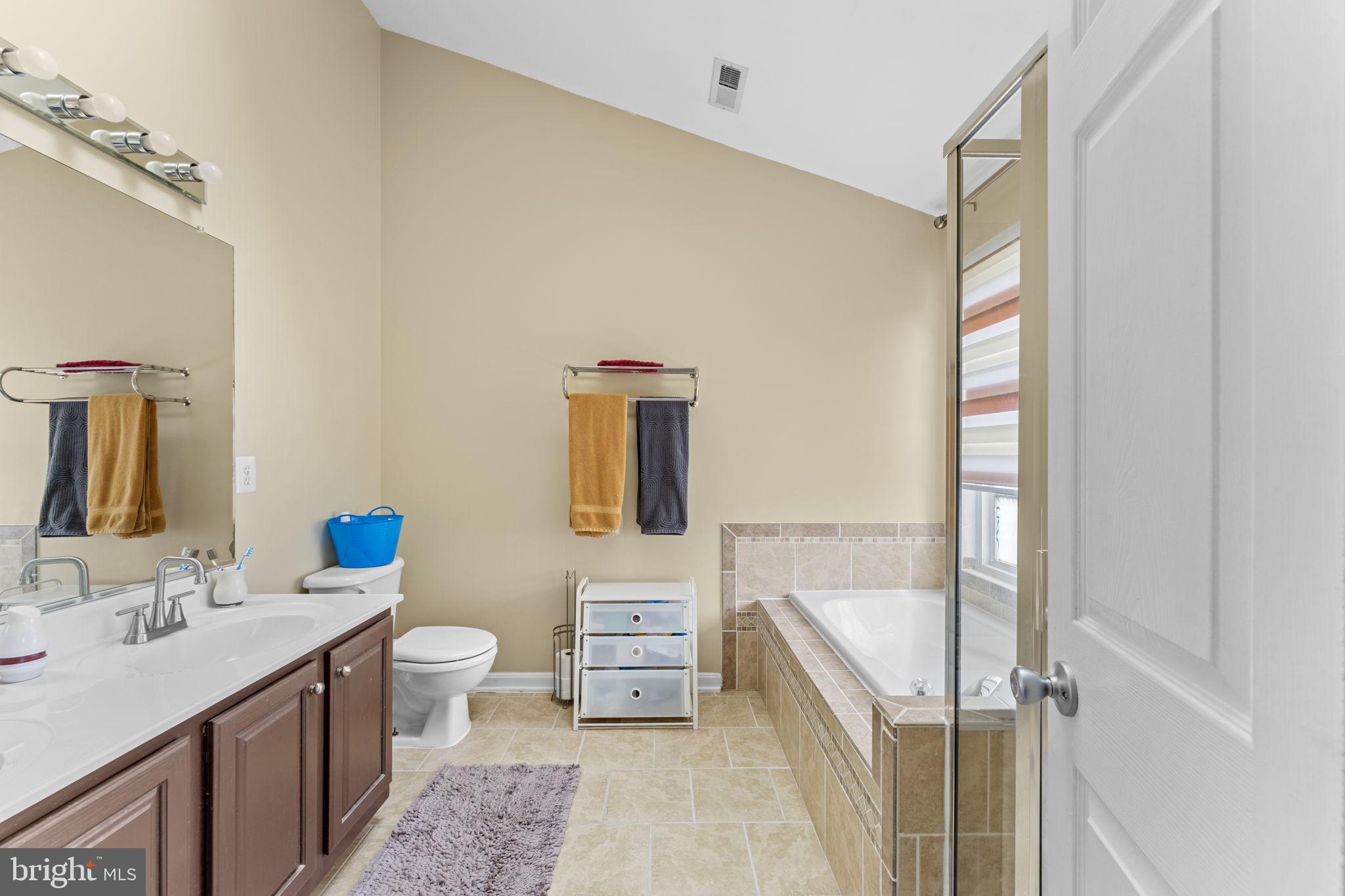 KINGSBROOKE - Residential