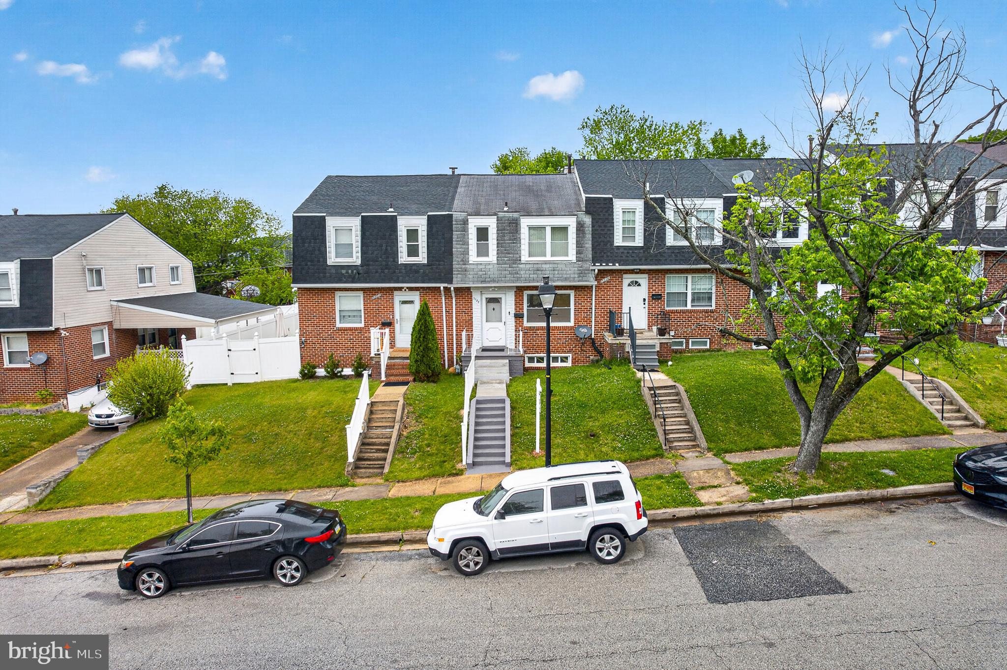 HOLLAND HILL - Residential