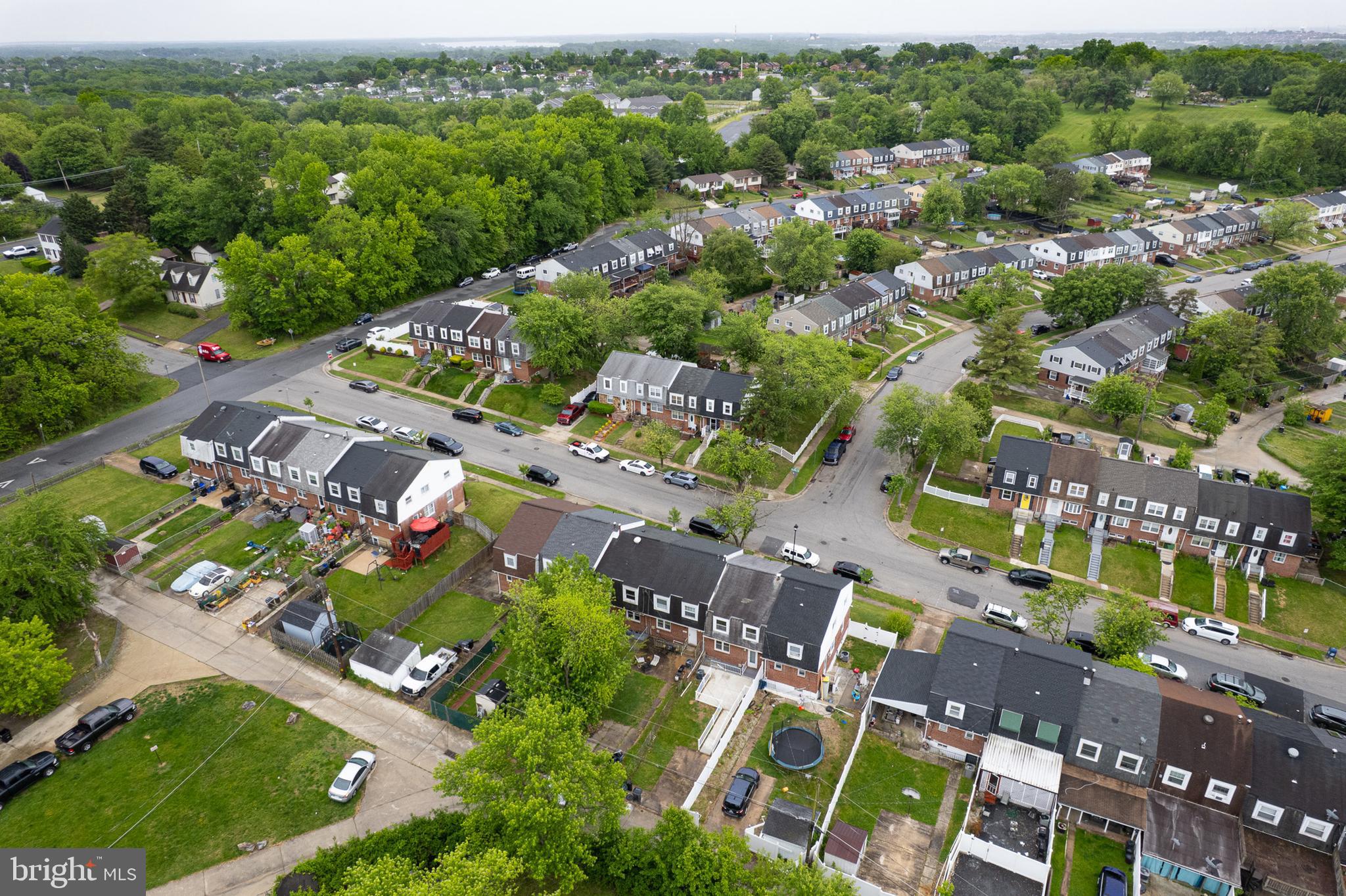 HOLLAND HILL - Residential