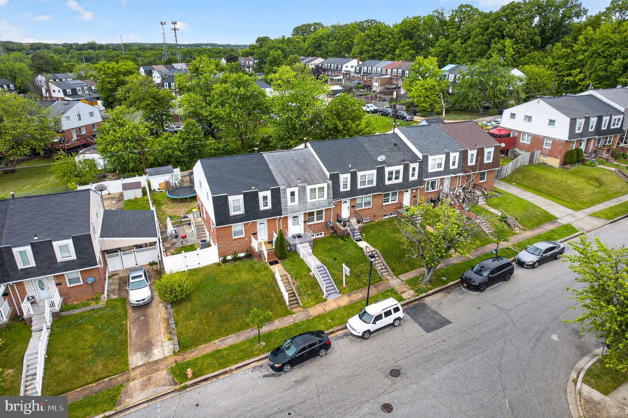 HOLLAND HILL - Residential