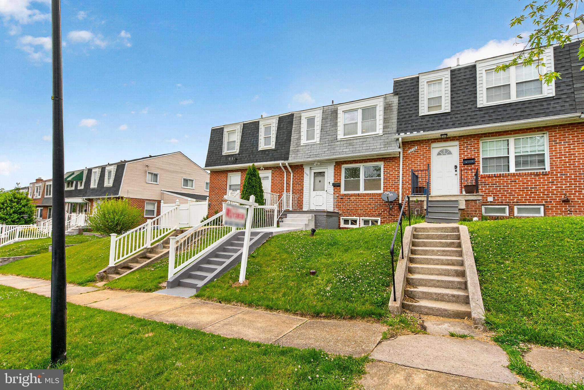 HOLLAND HILL - Residential