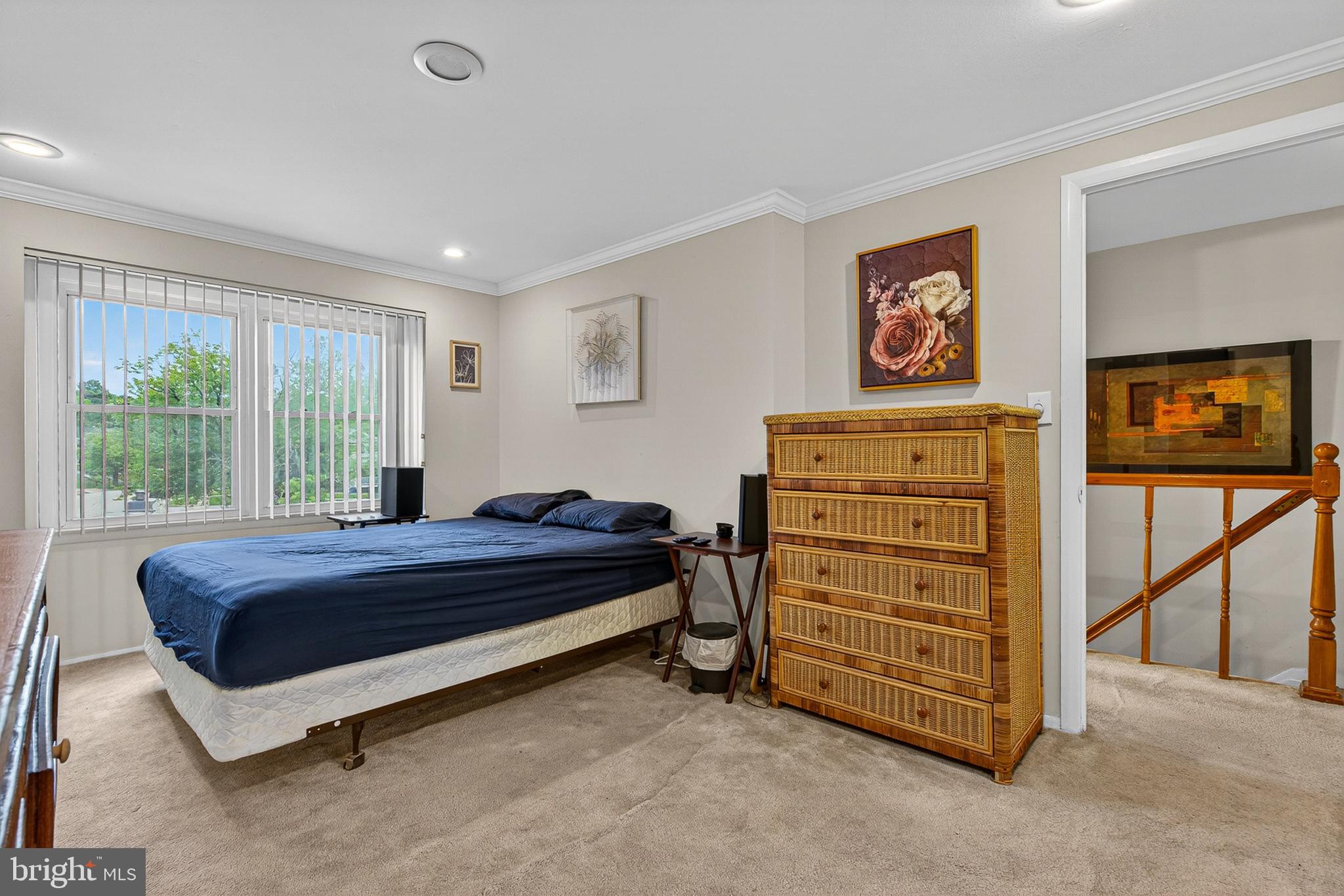 HOLLAND HILL - Residential