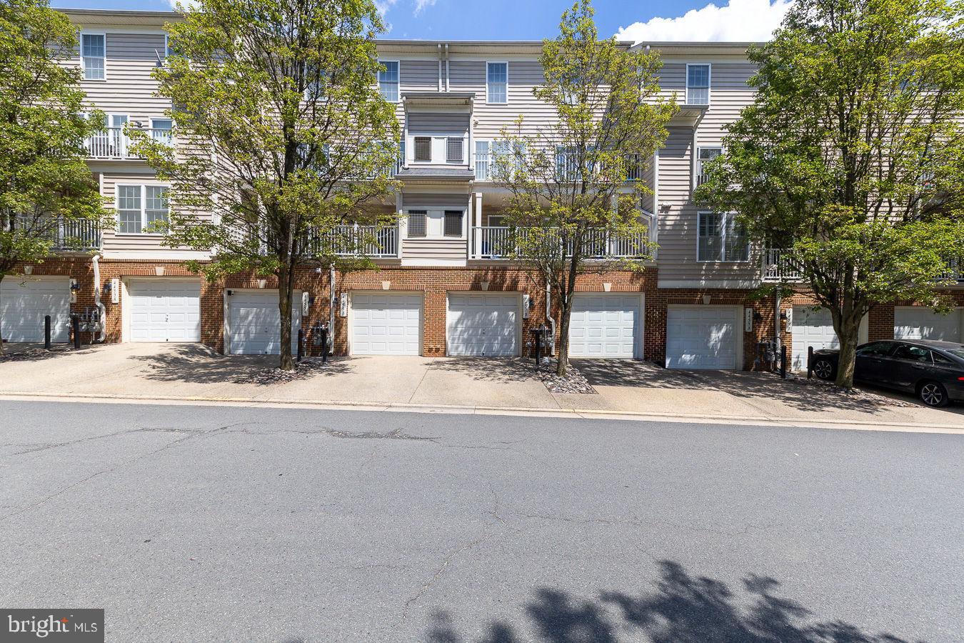 4457 BEACON GROVE CIRCLE B 705B