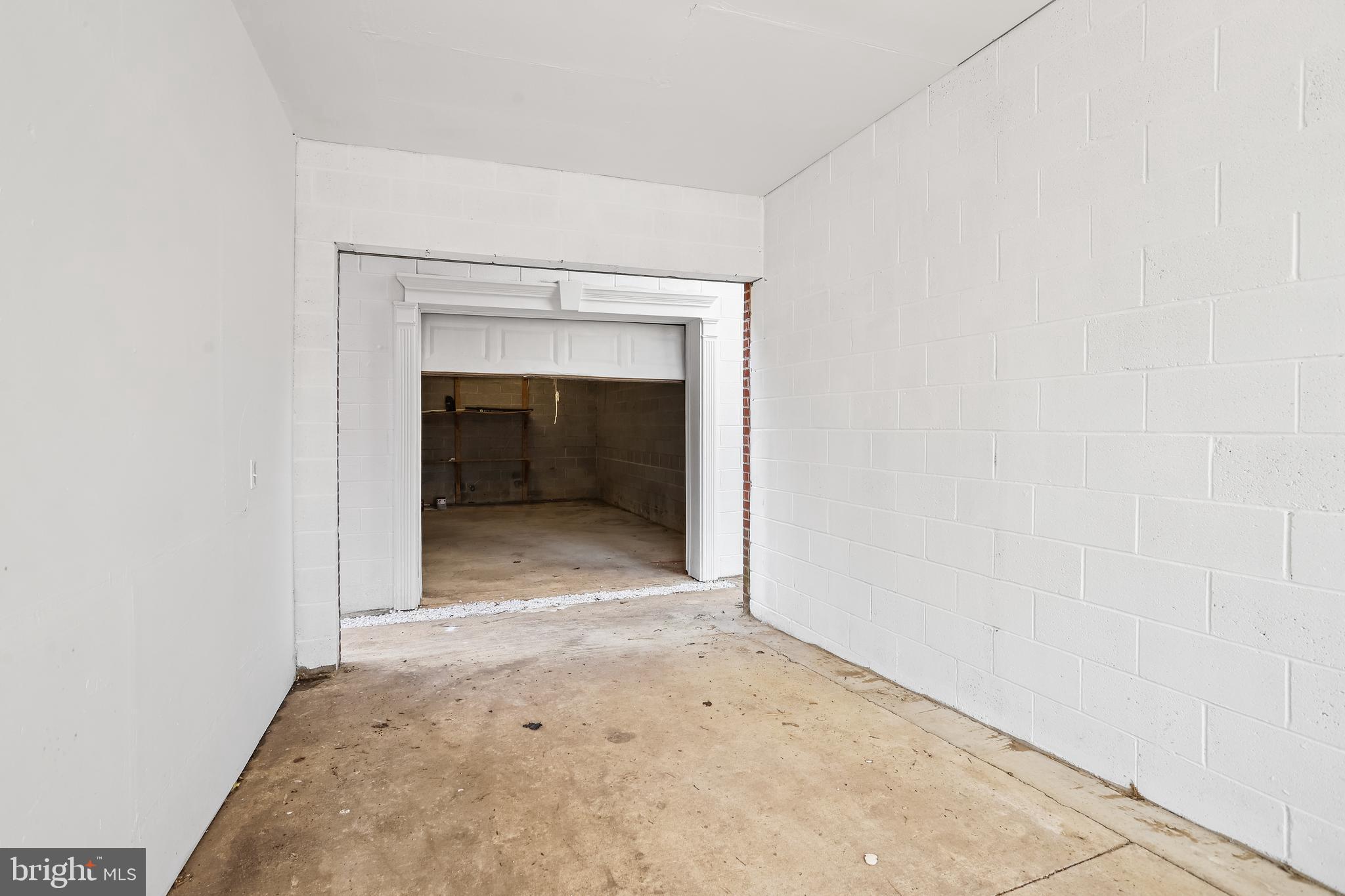 GLENMONT VILLAGE - Residential