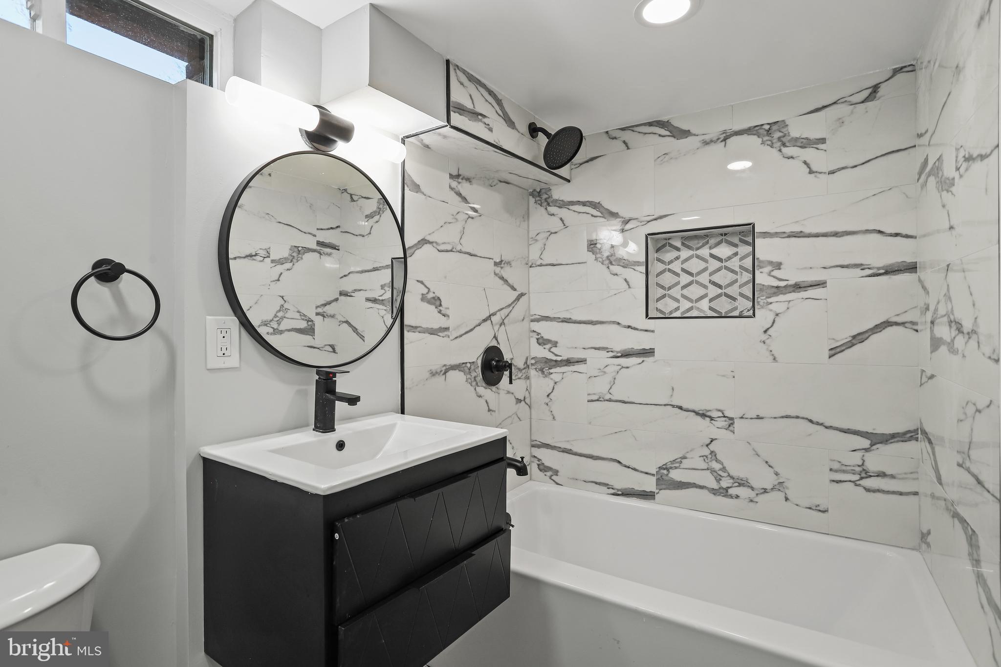 GLENMONT VILLAGE - Residential