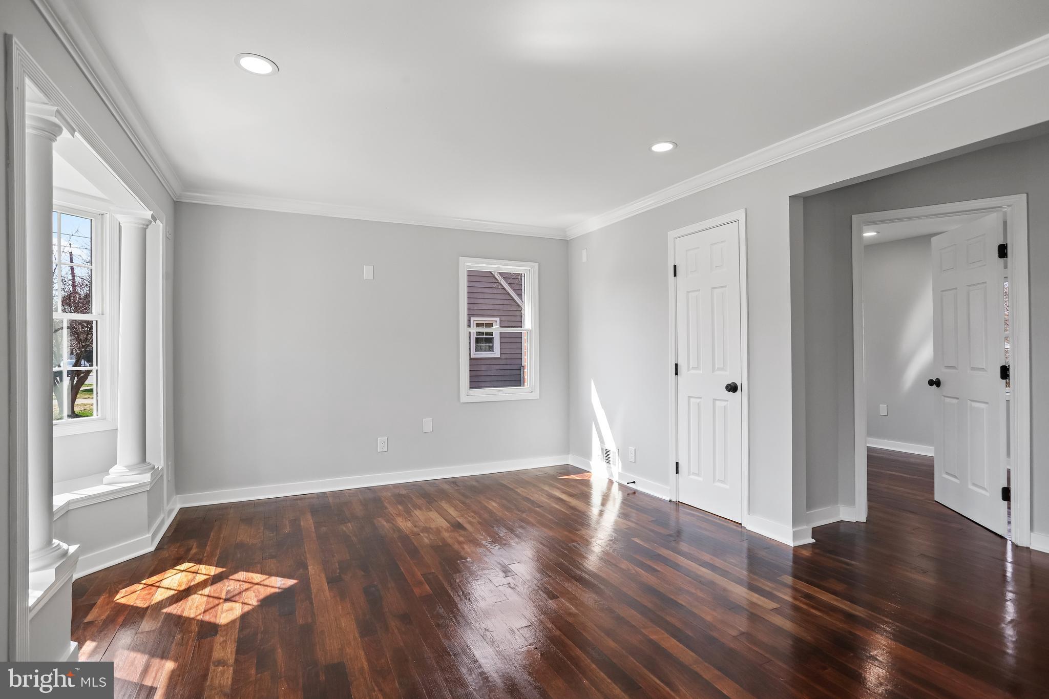 GLENMONT VILLAGE - Residential