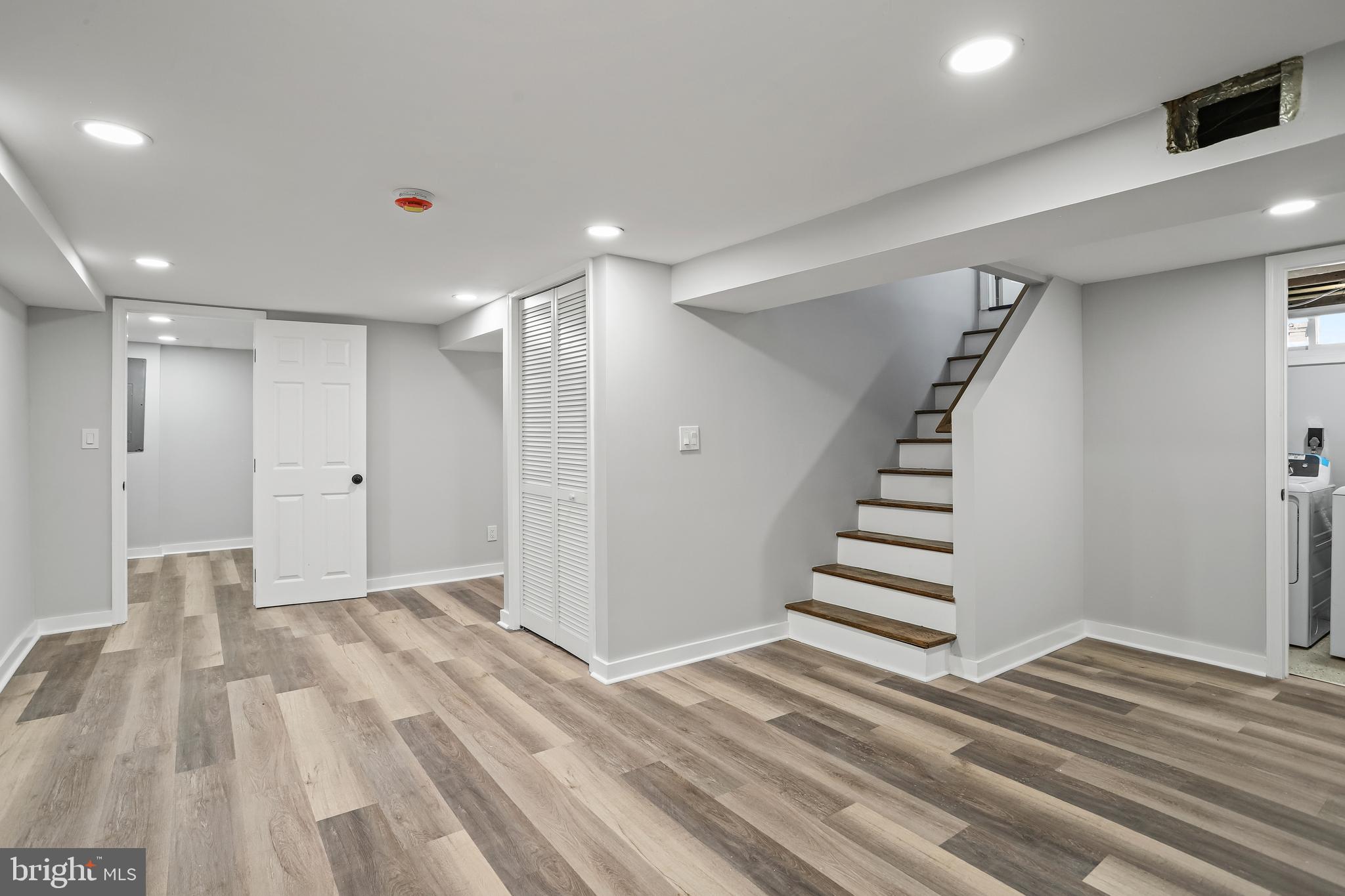 GLENMONT VILLAGE - Residential