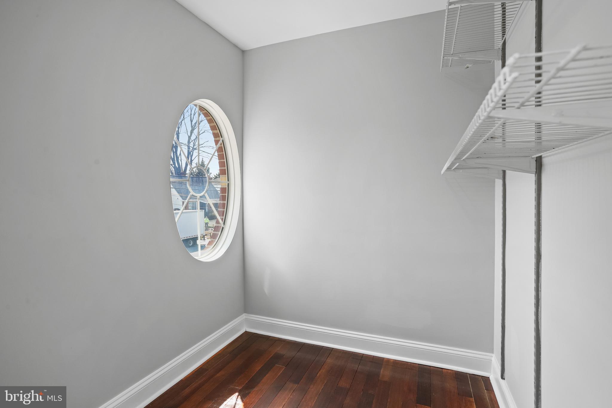 GLENMONT VILLAGE - Residential