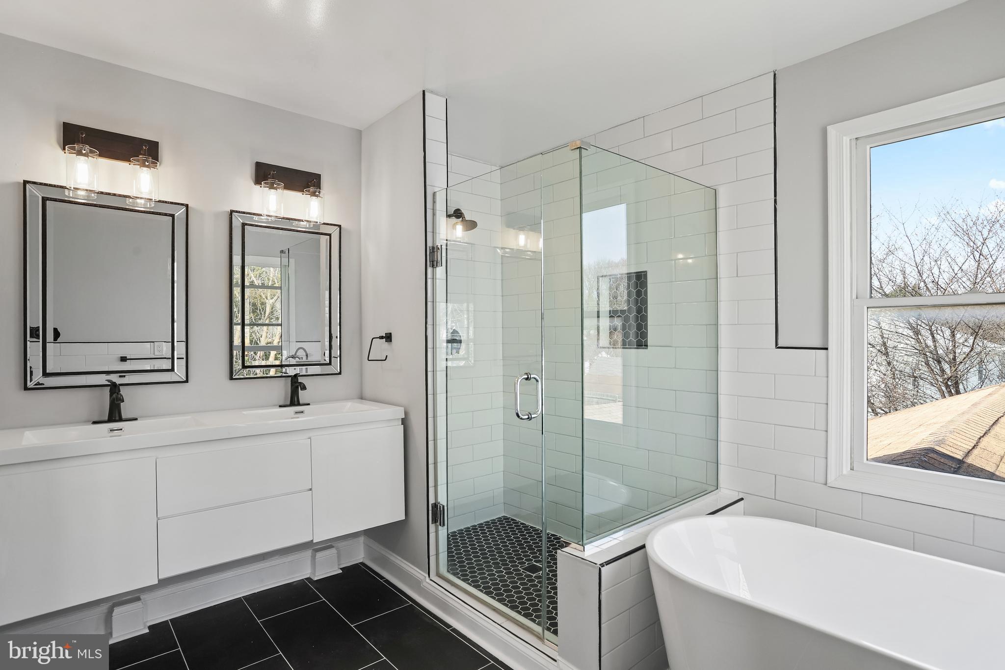 GLENMONT VILLAGE - Residential