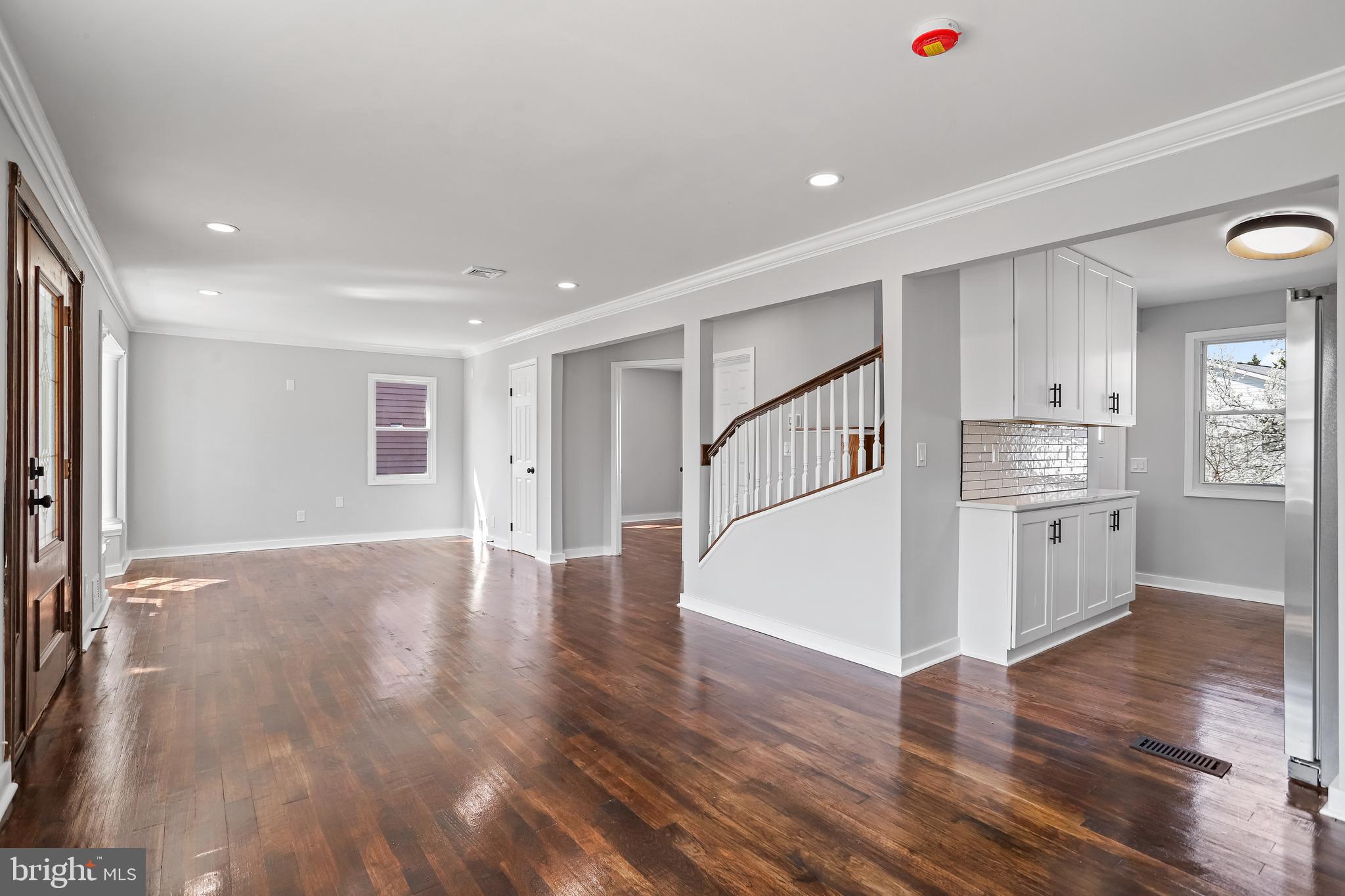 GLENMONT VILLAGE - Residential