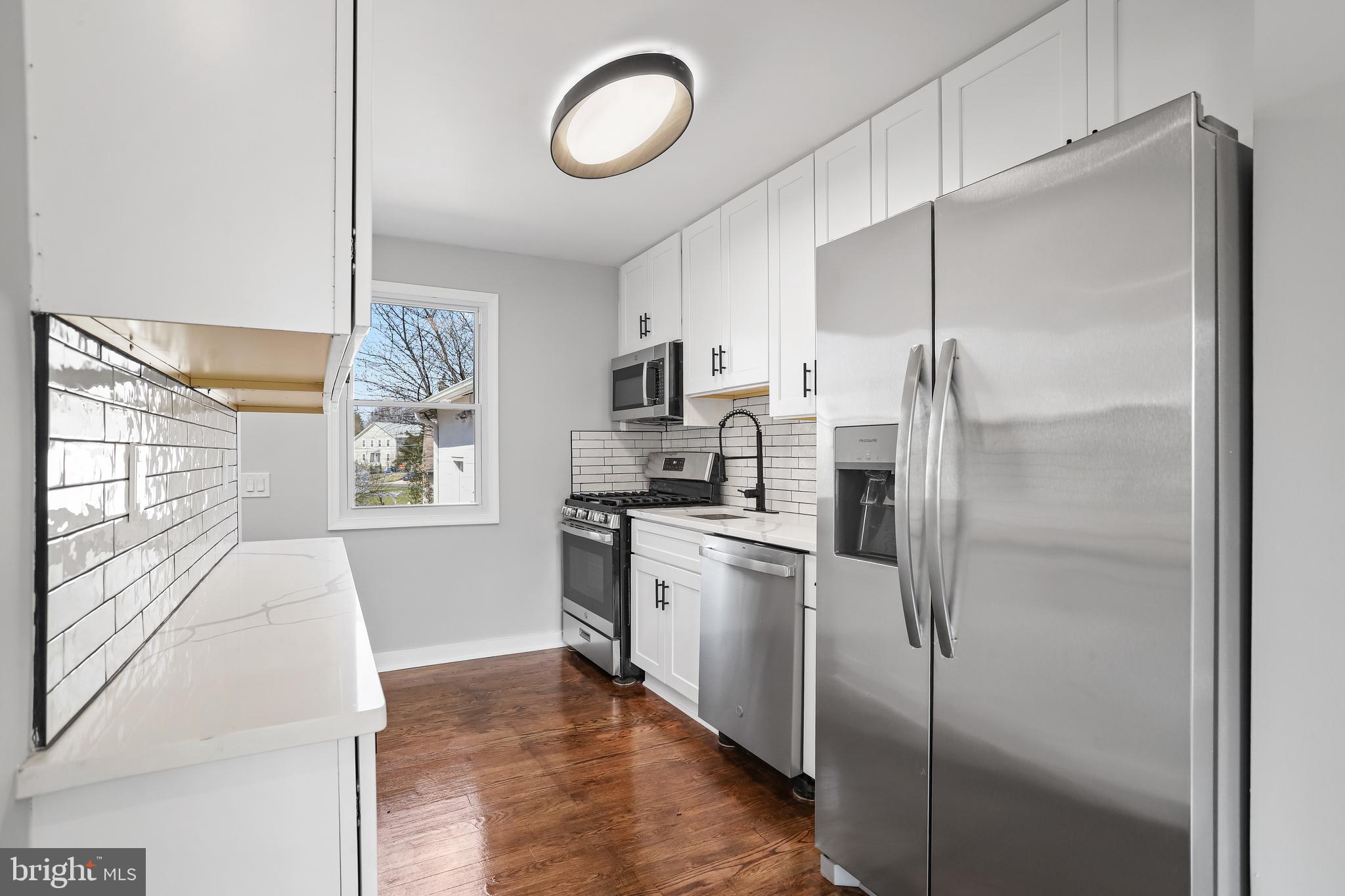 GLENMONT VILLAGE - Residential