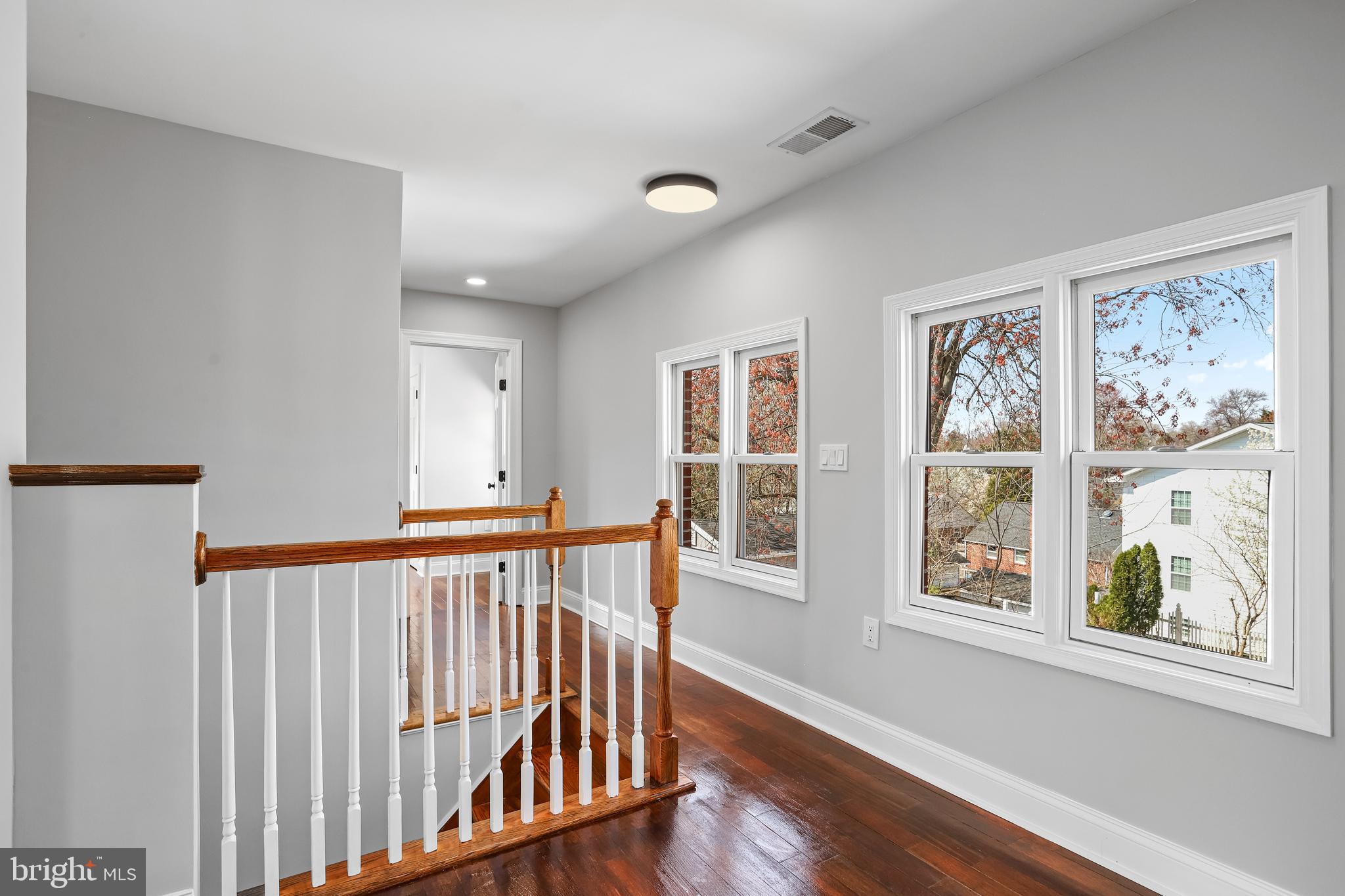 GLENMONT VILLAGE - Residential