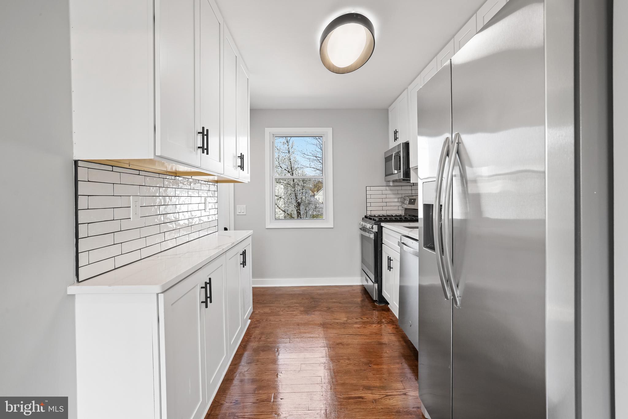 GLENMONT VILLAGE - Residential