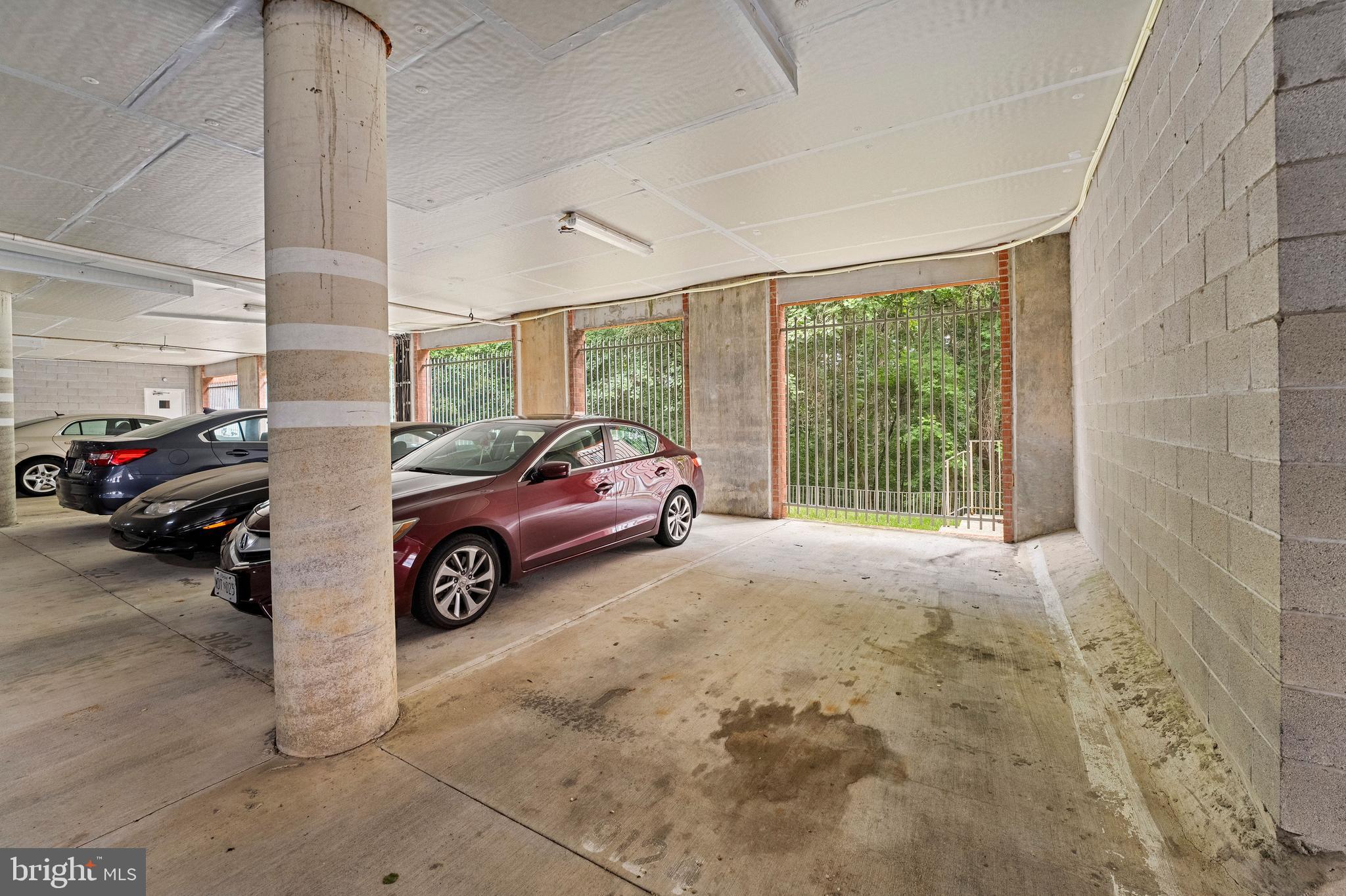 SPRING MILL - Residential