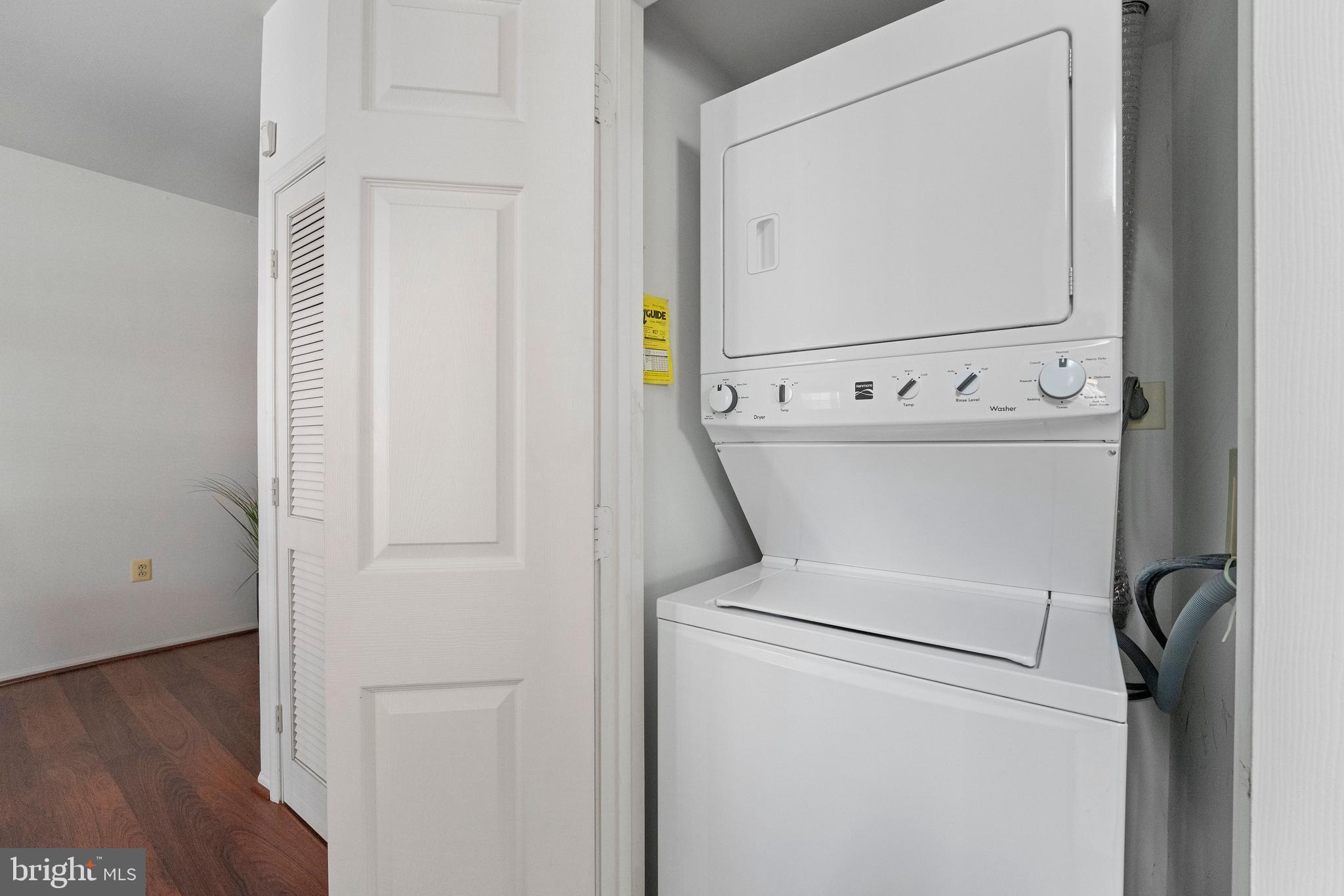 SPRING MILL - Residential