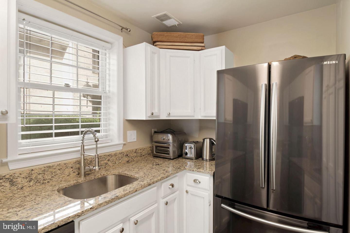 TUCKERMAN STATION - Residential Lease