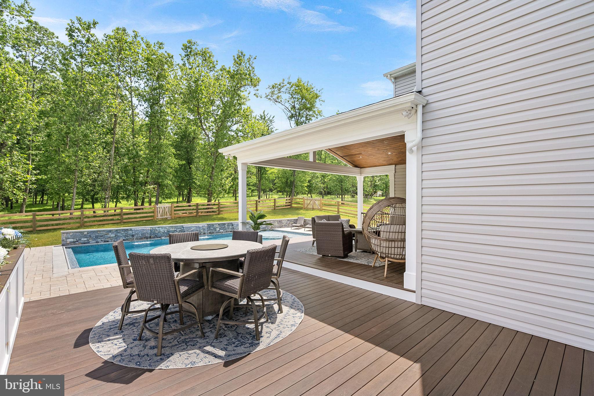 THE BLUFFS AT SLEETER LAKE - Residential