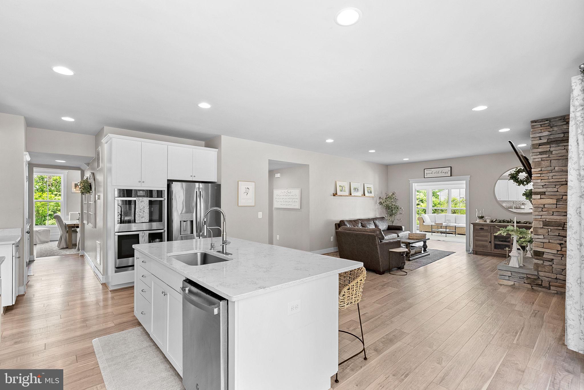 THE BLUFFS AT SLEETER LAKE - Residential