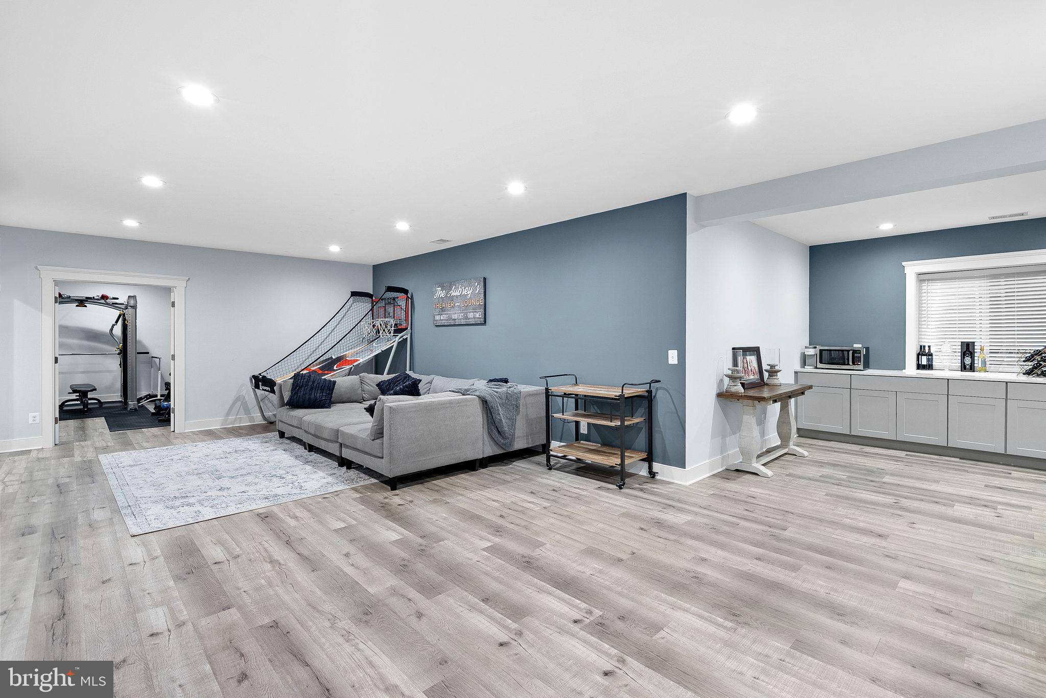 THE BLUFFS AT SLEETER LAKE - Residential