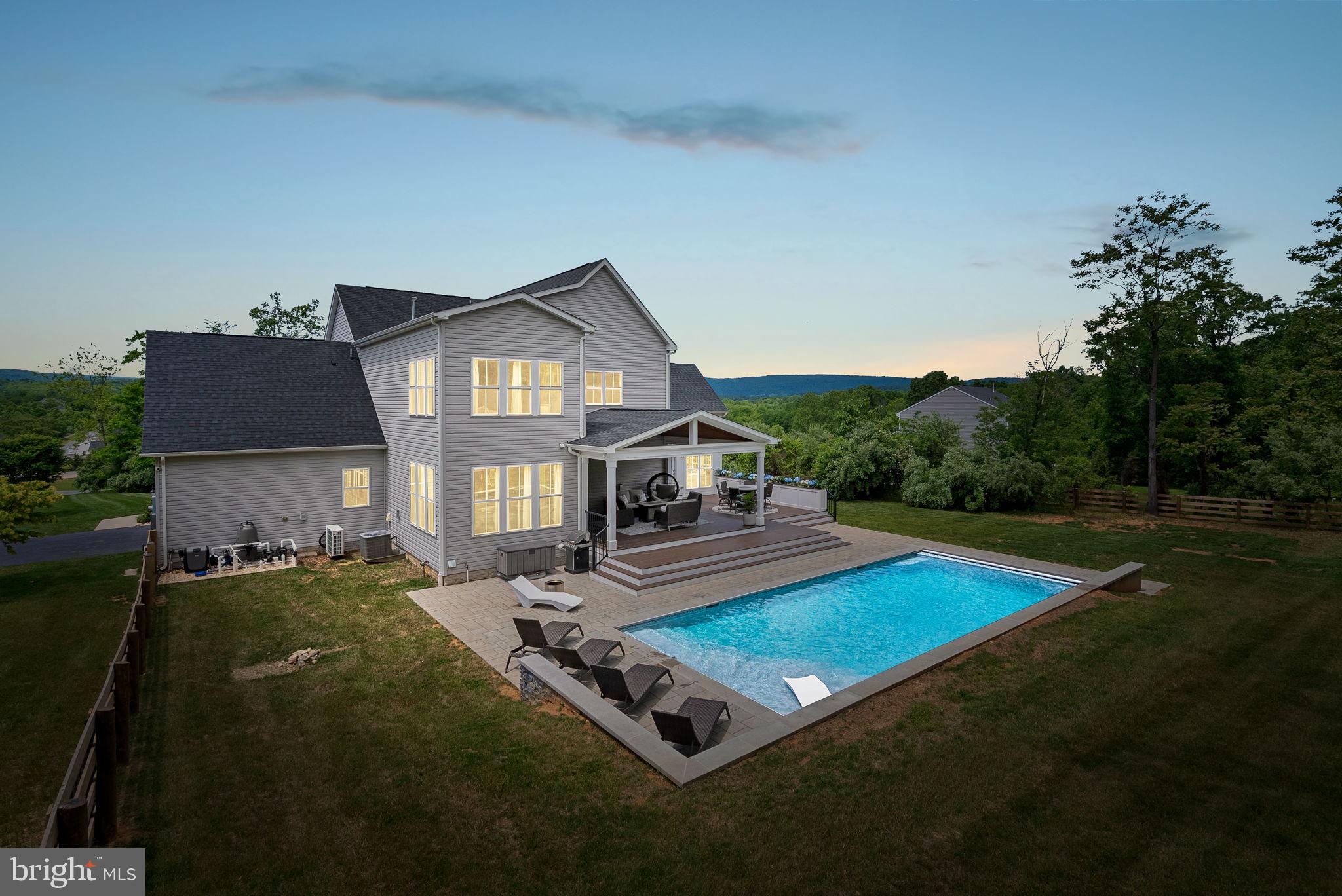 THE BLUFFS AT SLEETER LAKE - Residential