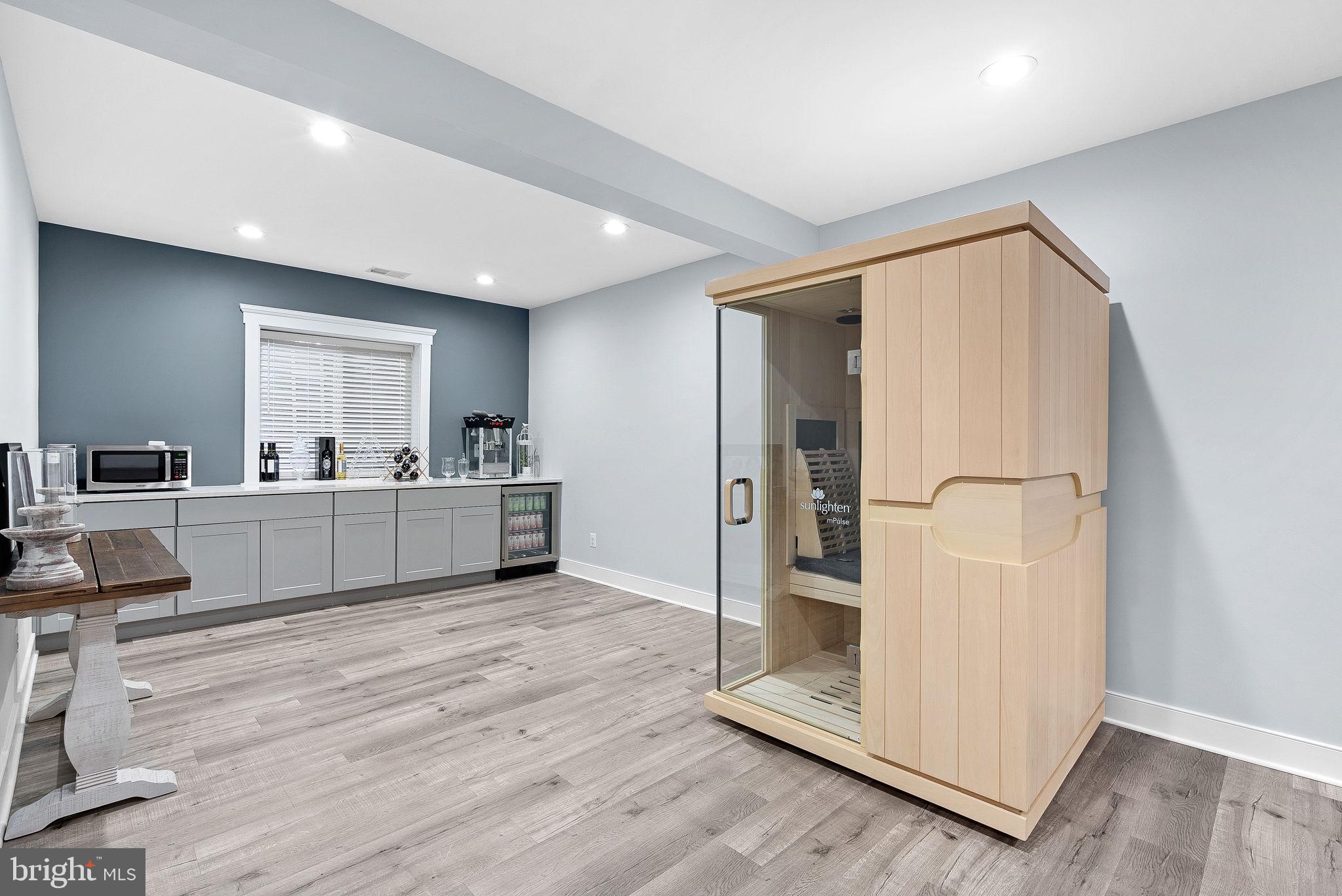 THE BLUFFS AT SLEETER LAKE - Residential