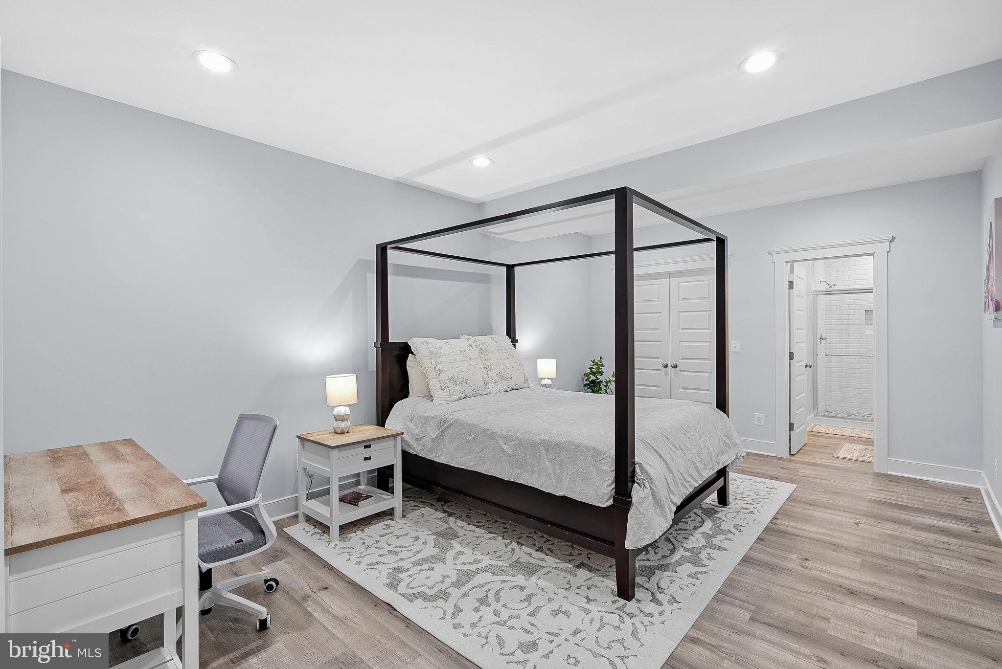 THE BLUFFS AT SLEETER LAKE - Residential