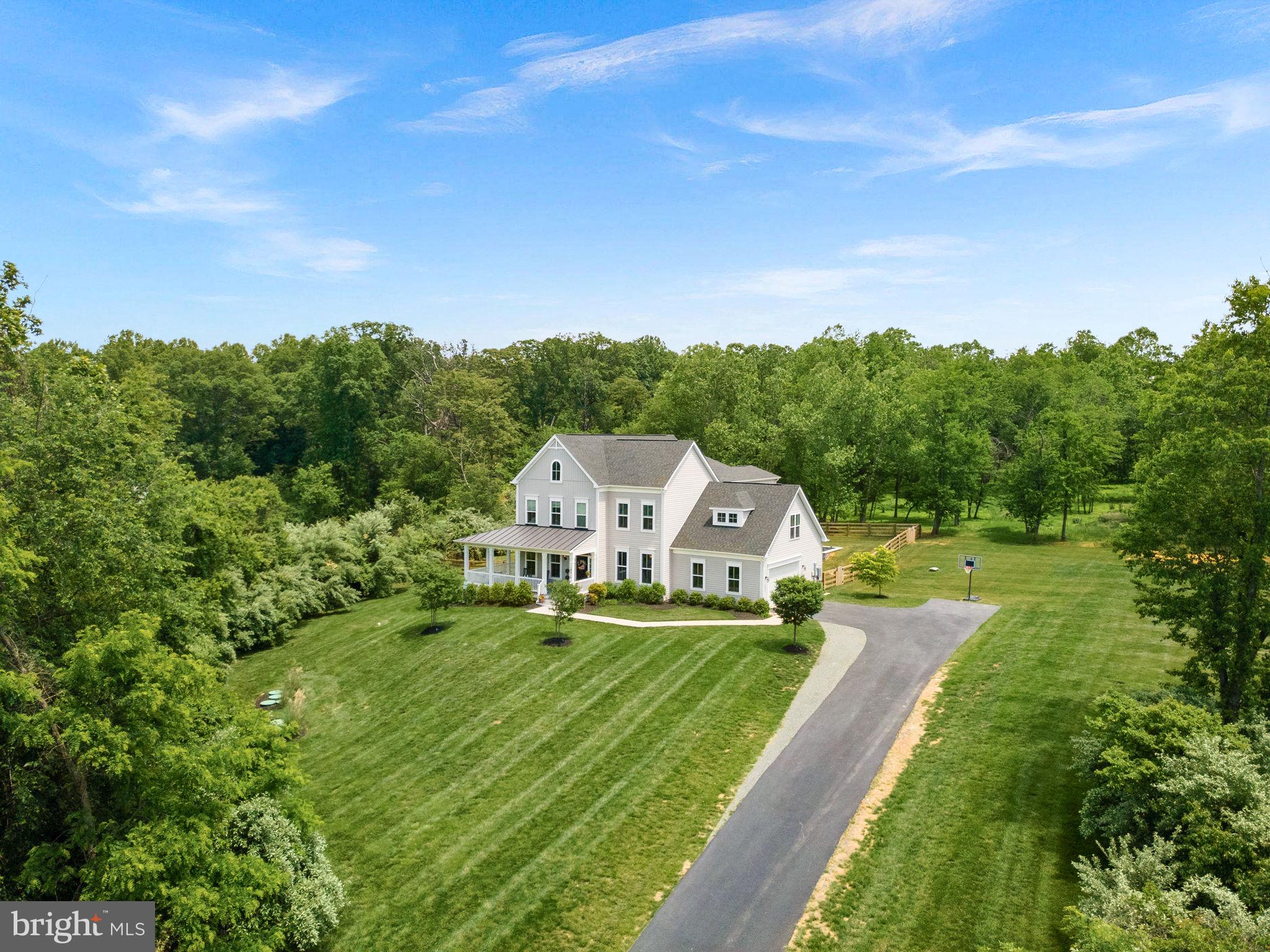 THE BLUFFS AT SLEETER LAKE - Residential