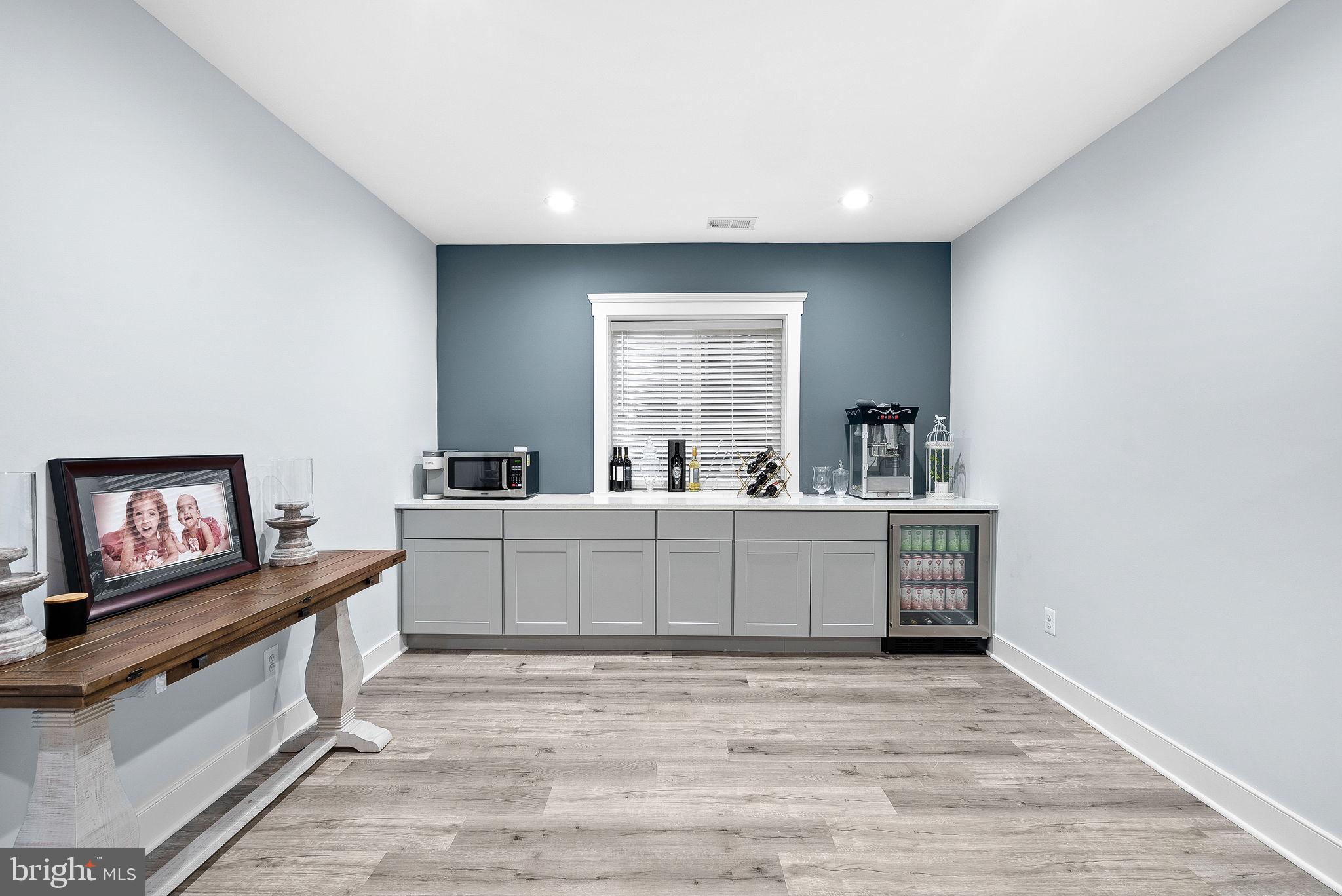 THE BLUFFS AT SLEETER LAKE - Residential