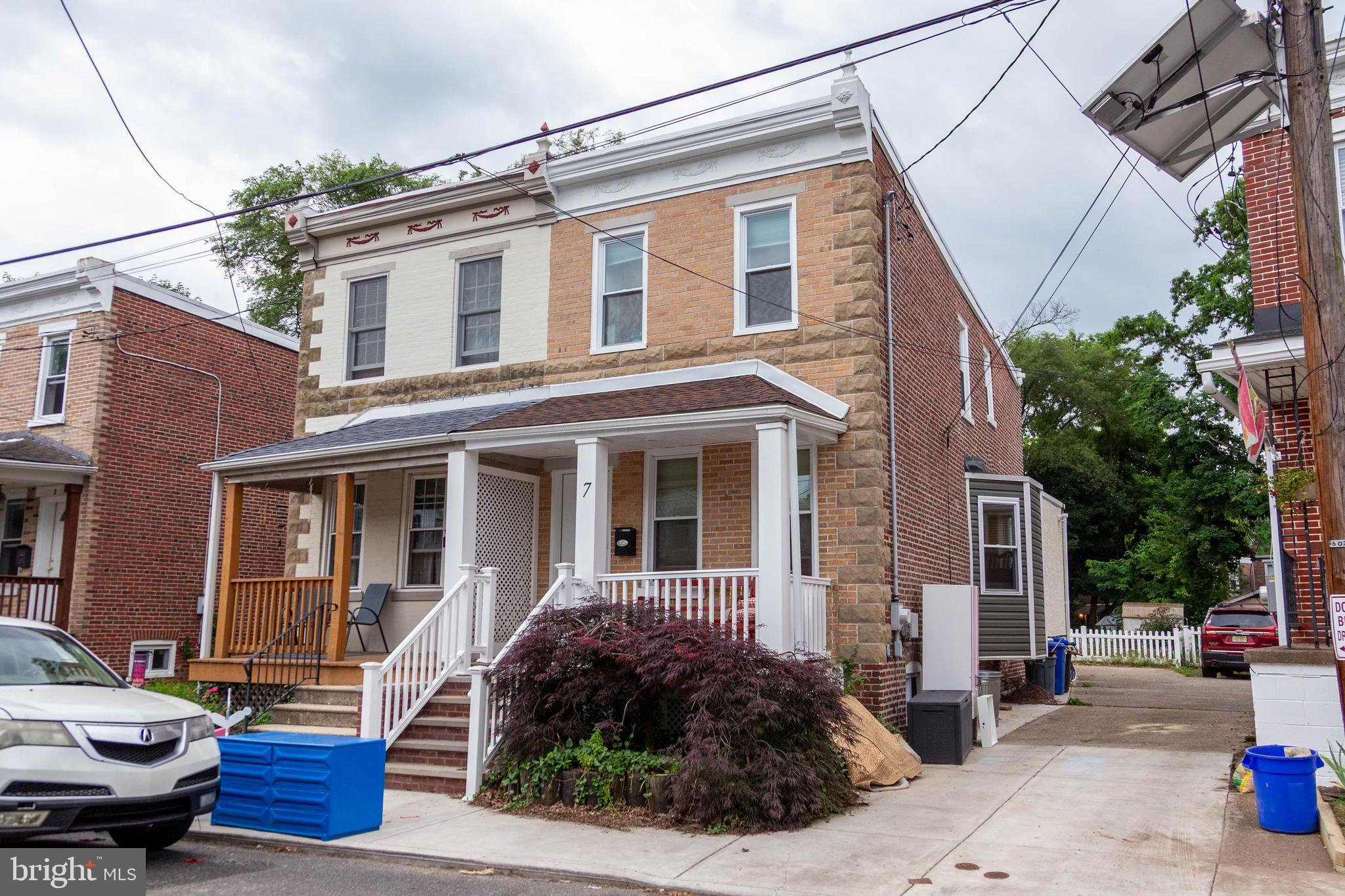7 CENTER STREET