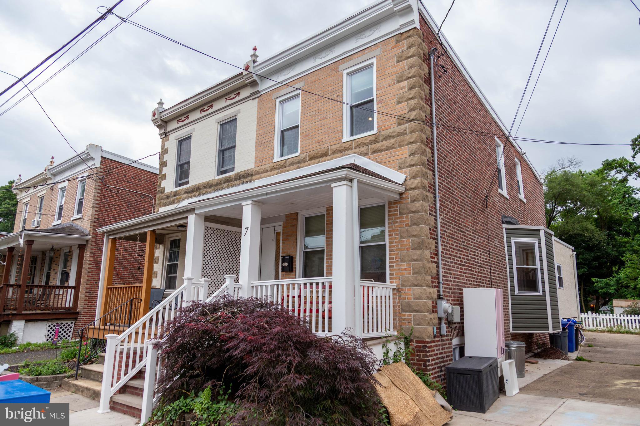 7 CENTER STREET