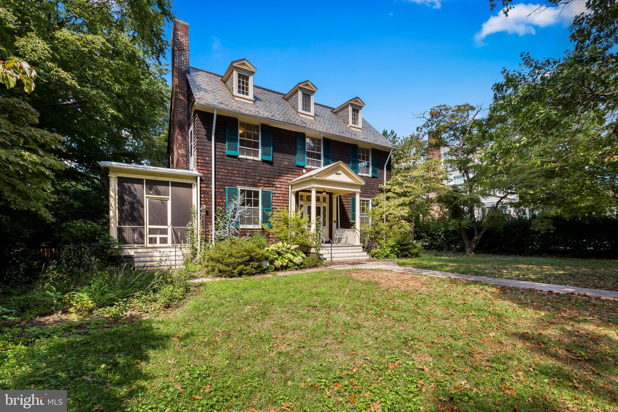 ROLAND PARK - Residential