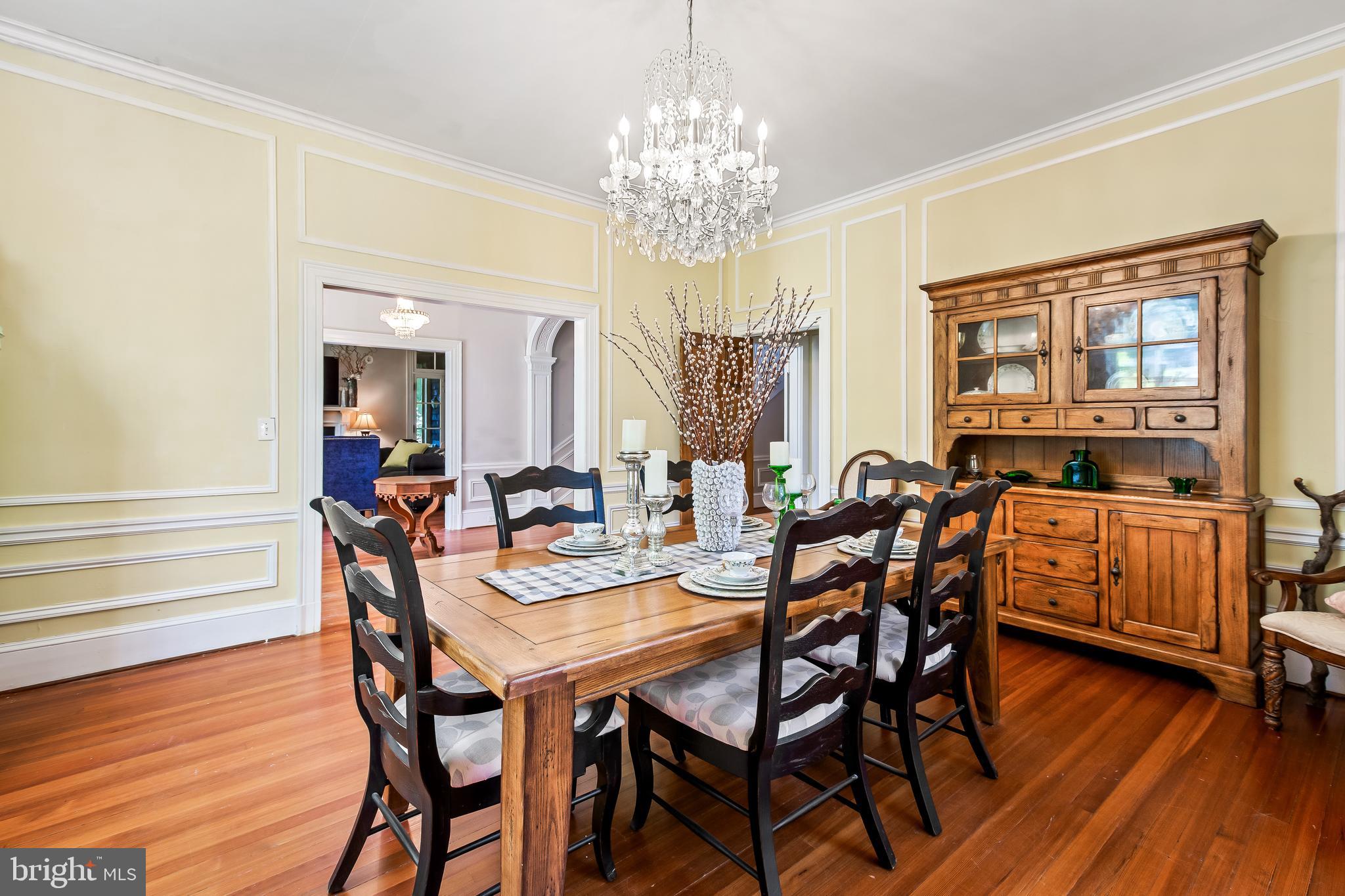 ROLAND PARK - Residential