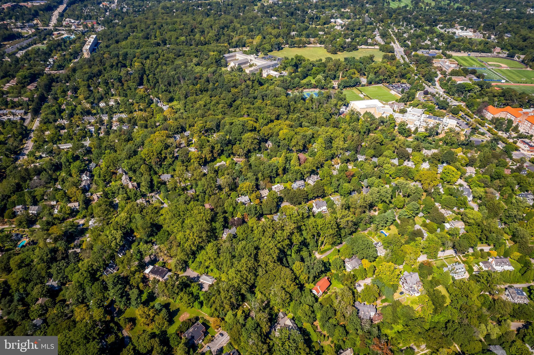 ROLAND PARK - Residential