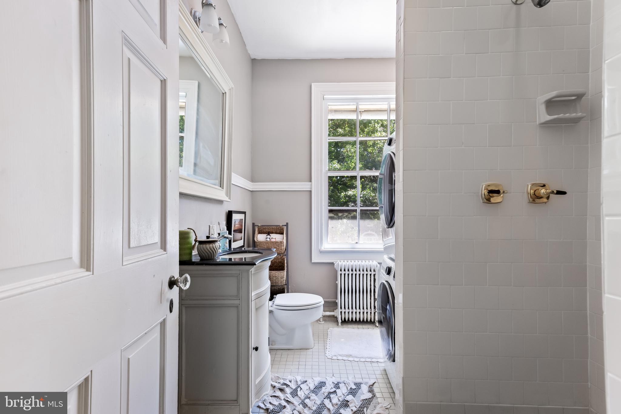 ROLAND PARK - Residential