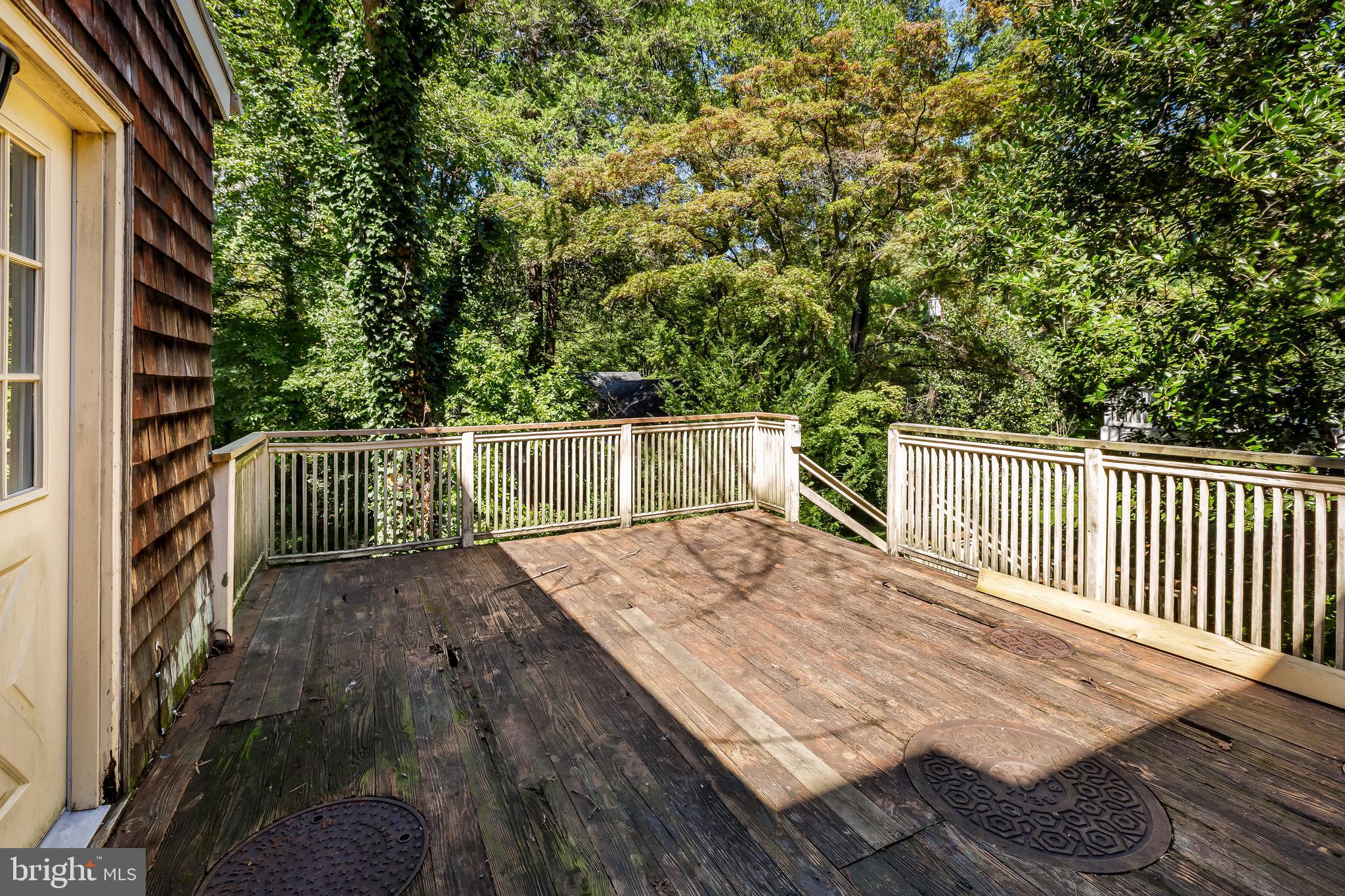 ROLAND PARK - Residential