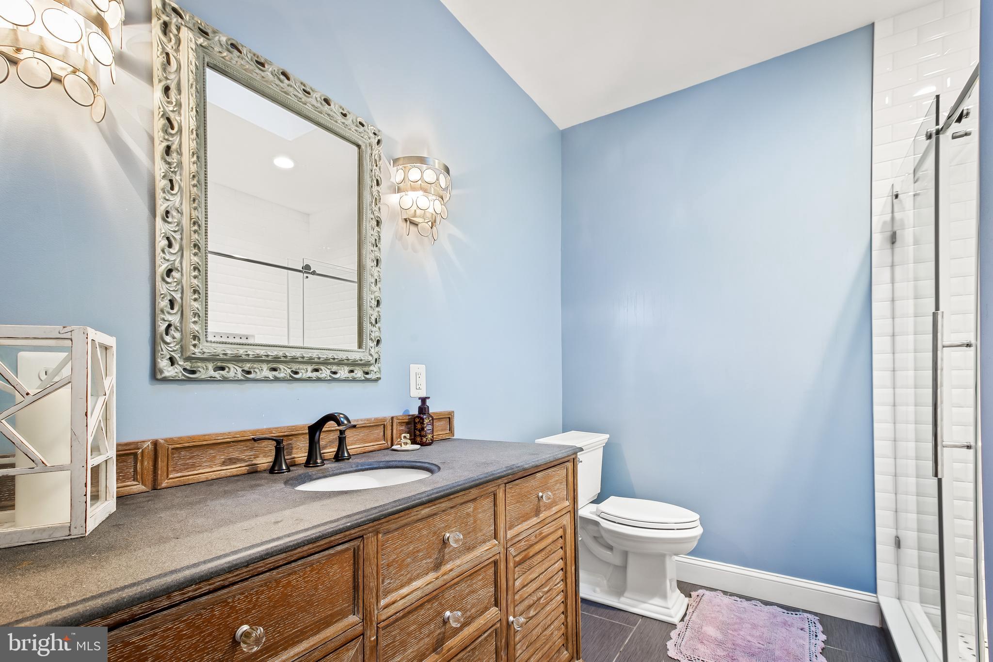 ROLAND PARK - Residential