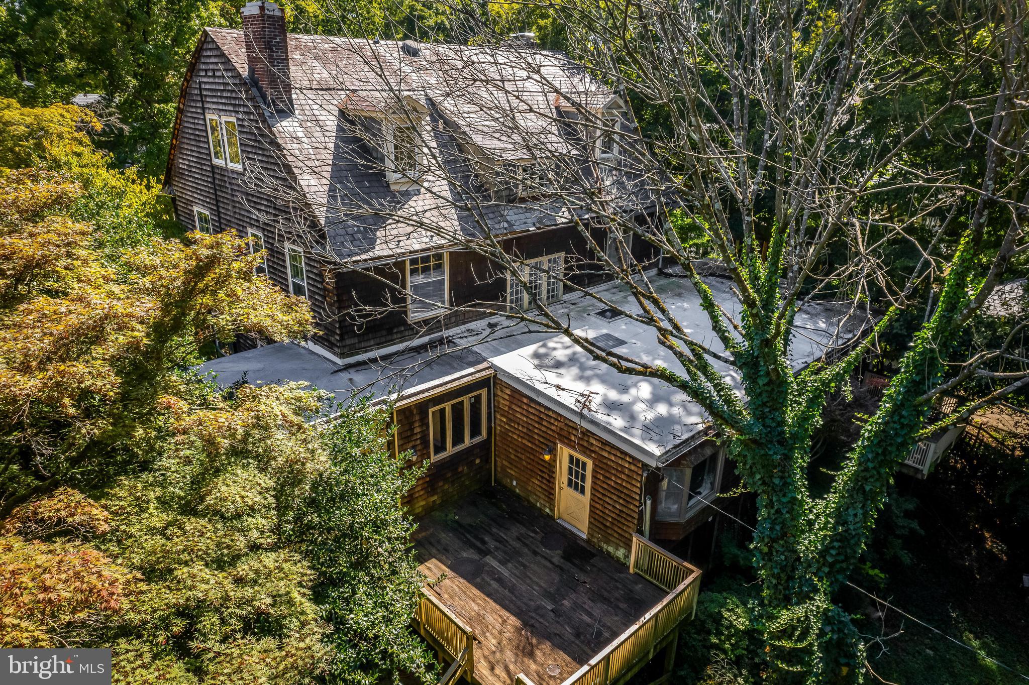 ROLAND PARK - Residential