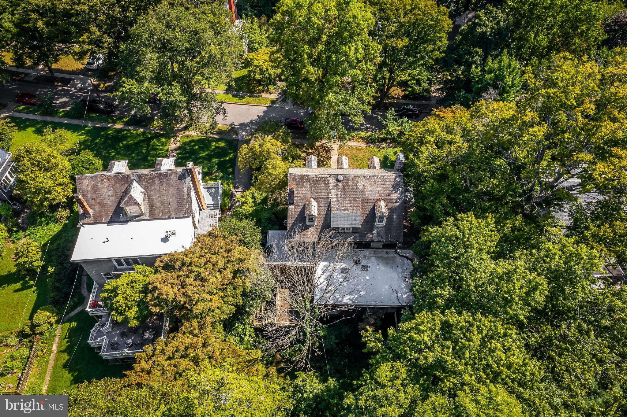 ROLAND PARK - Residential